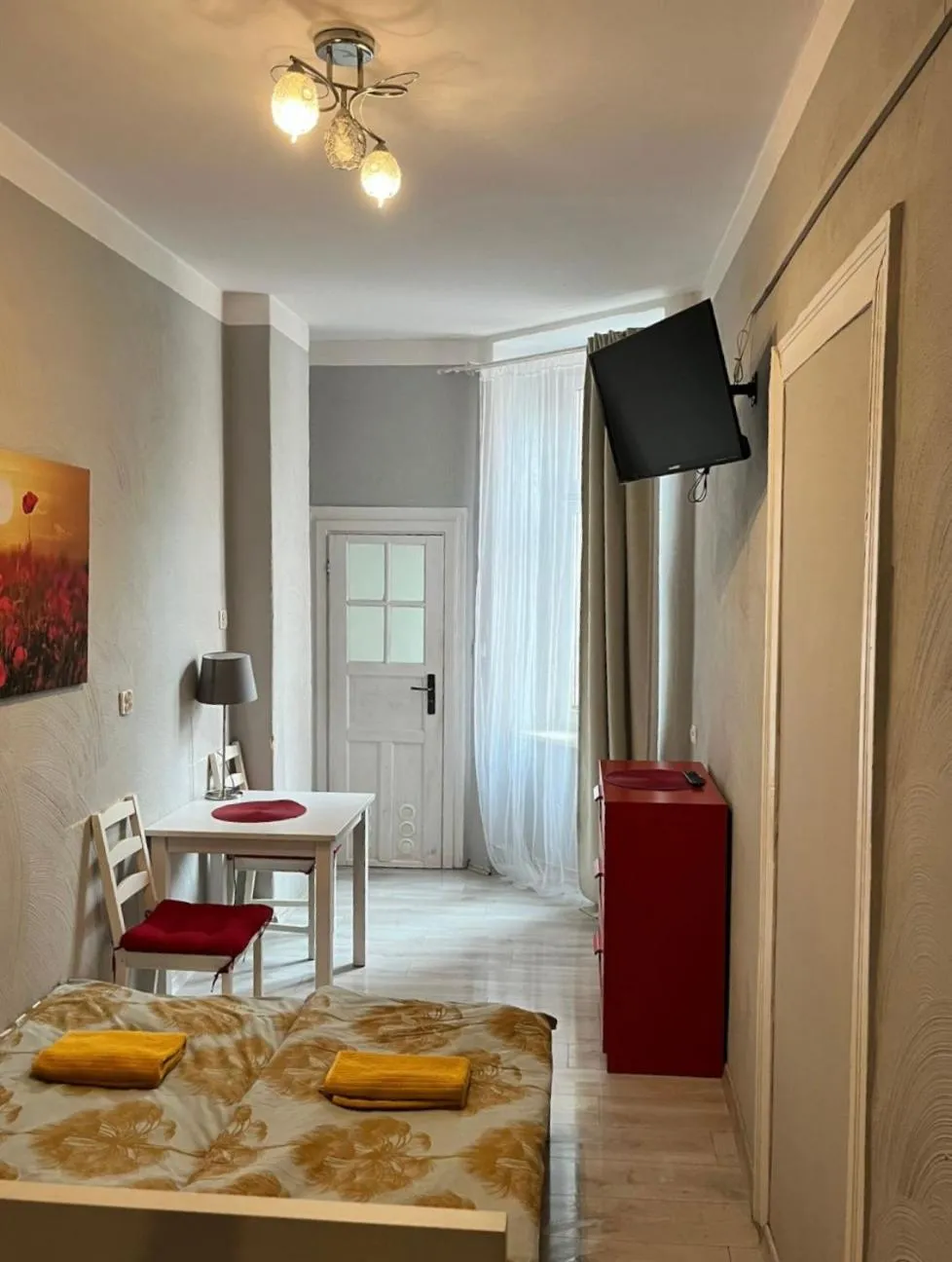 Photo of the whole room in Colourful Rooms Wrocław