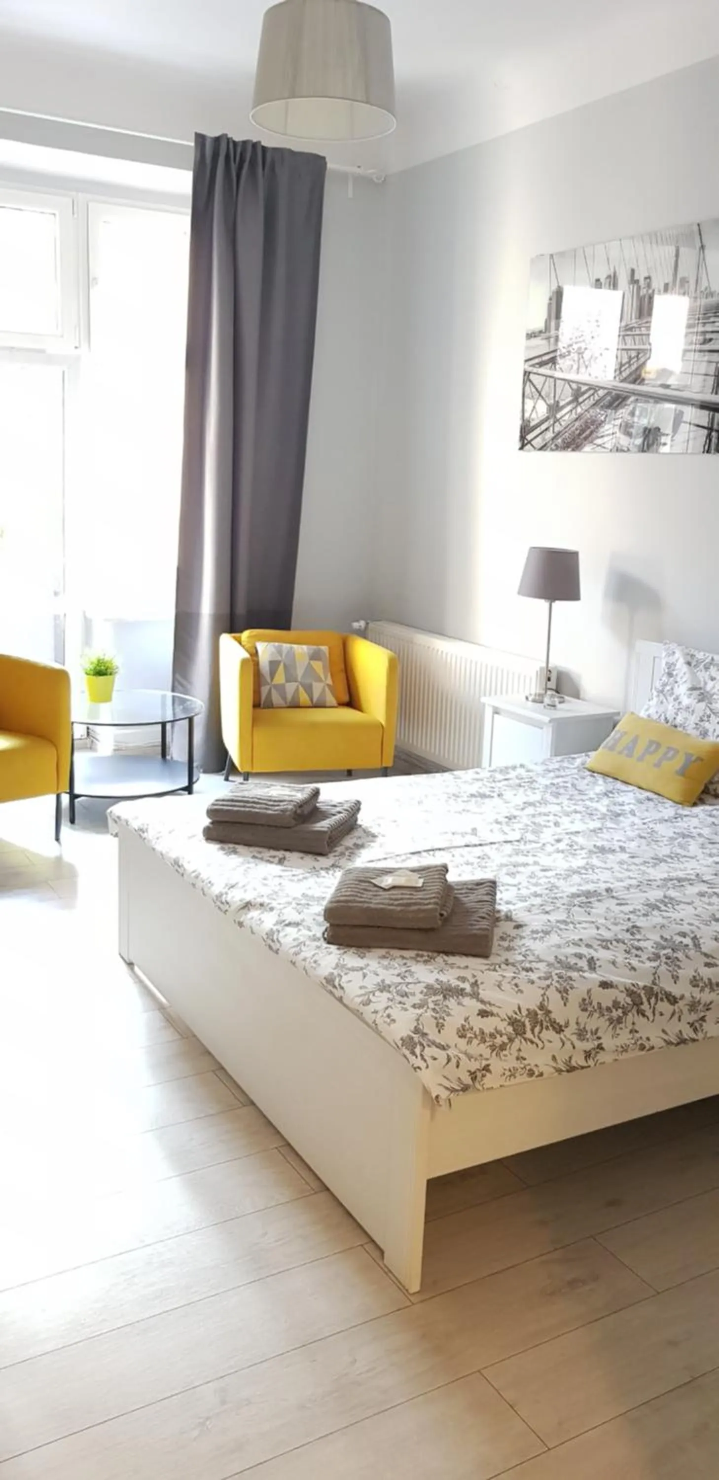 Photo of the whole room, Bed in Colourful Rooms Wrocław