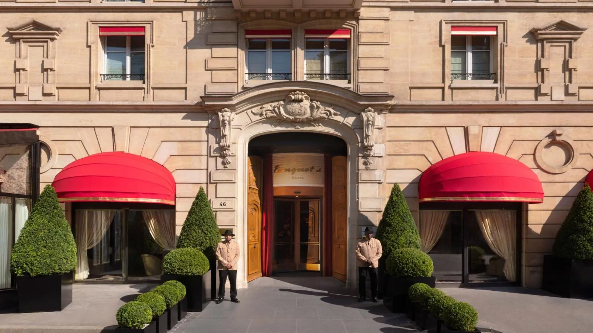 Property building in Hôtel Fouquet's Paris
