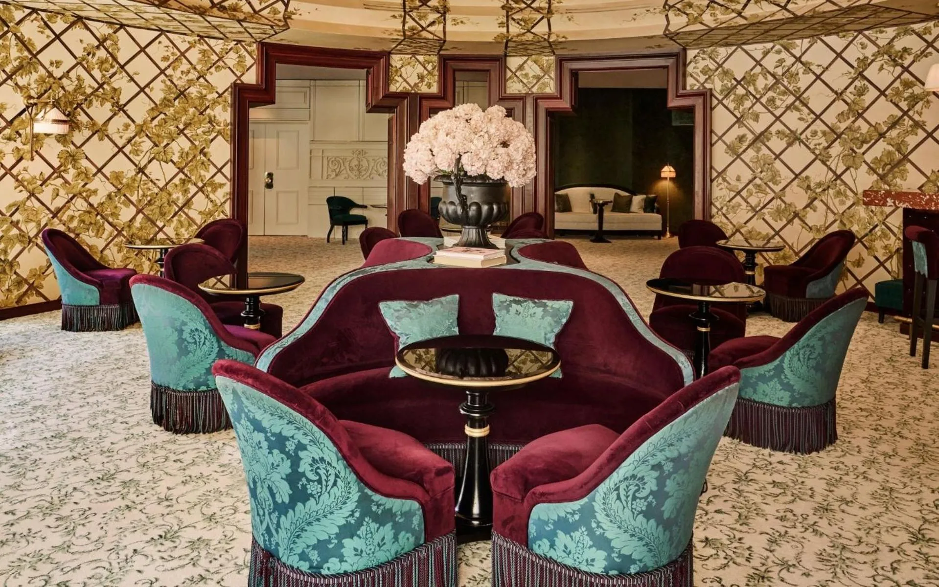 Restaurant/places to eat in Hôtel Fouquet's Paris