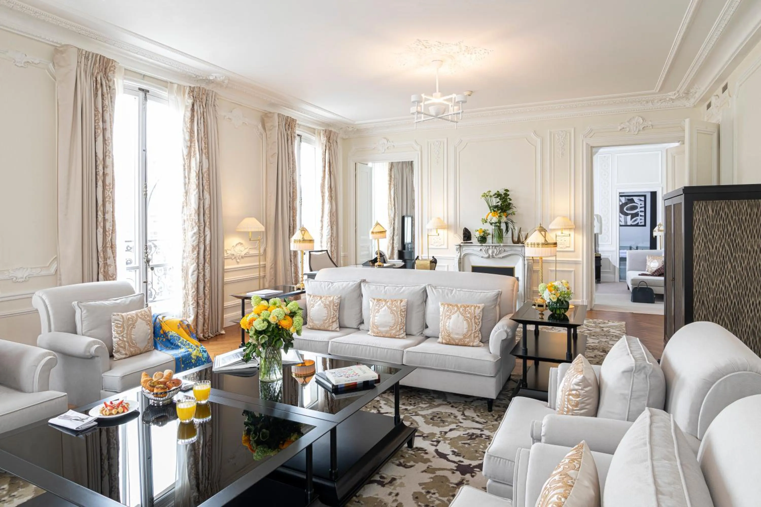 Quadruple Room in Hôtel Barrière Fouquet's Paris