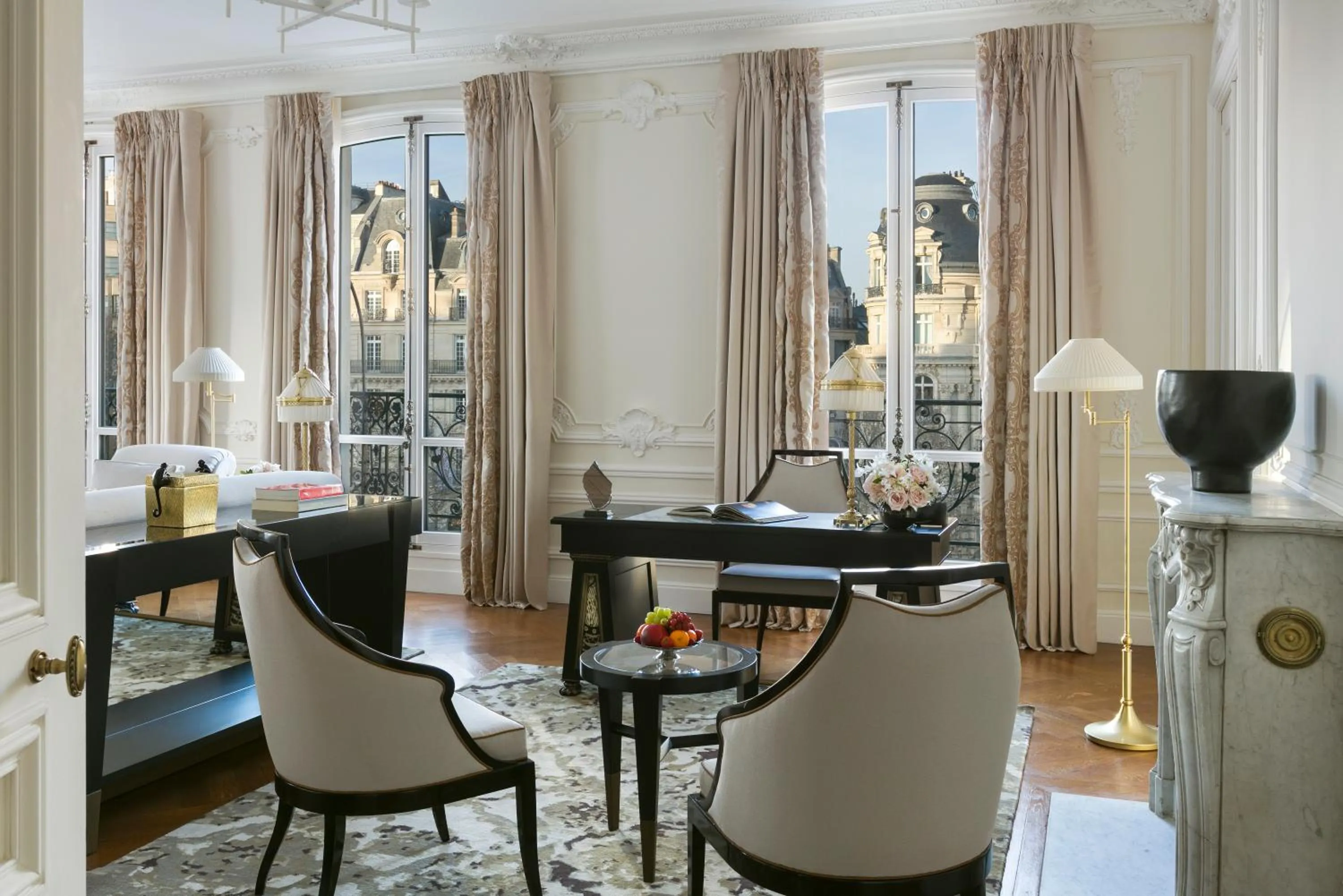 Seating area in Hôtel Barrière Fouquet's Paris