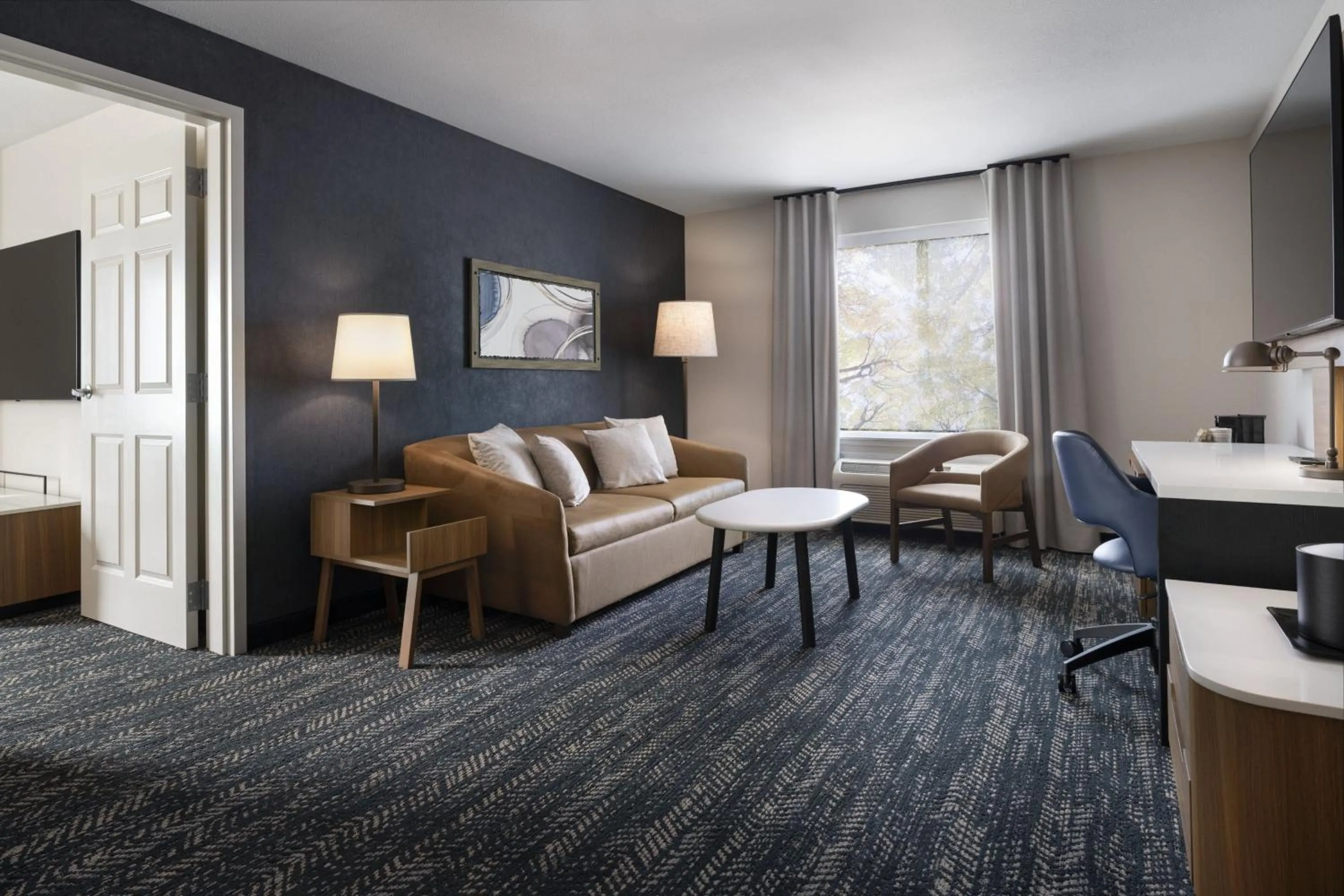 Living room in Fairfield by Marriott Inn & Suites Fresno Riverpark