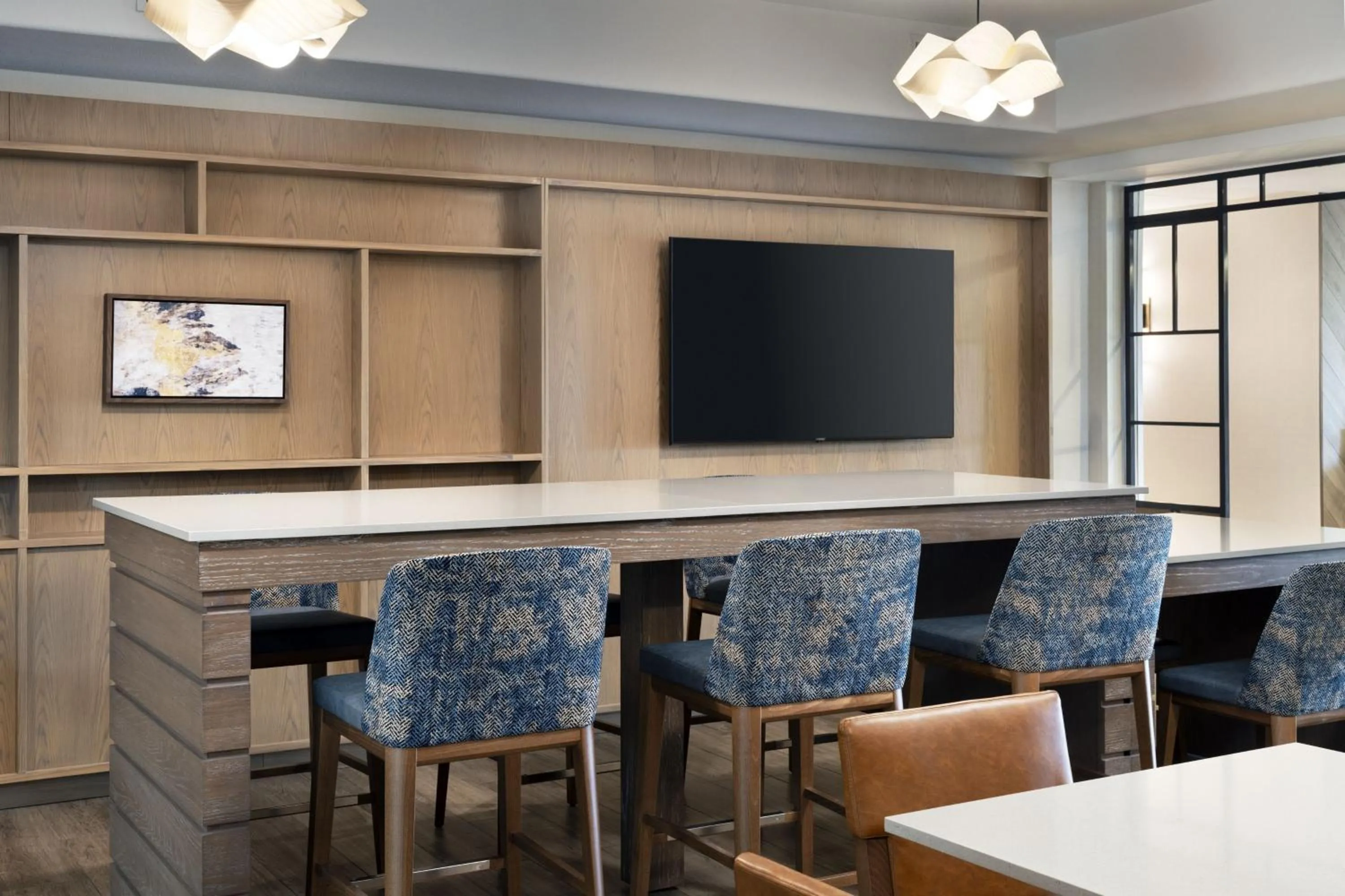 Breakfast in Fairfield by Marriott Inn & Suites Fresno Riverpark