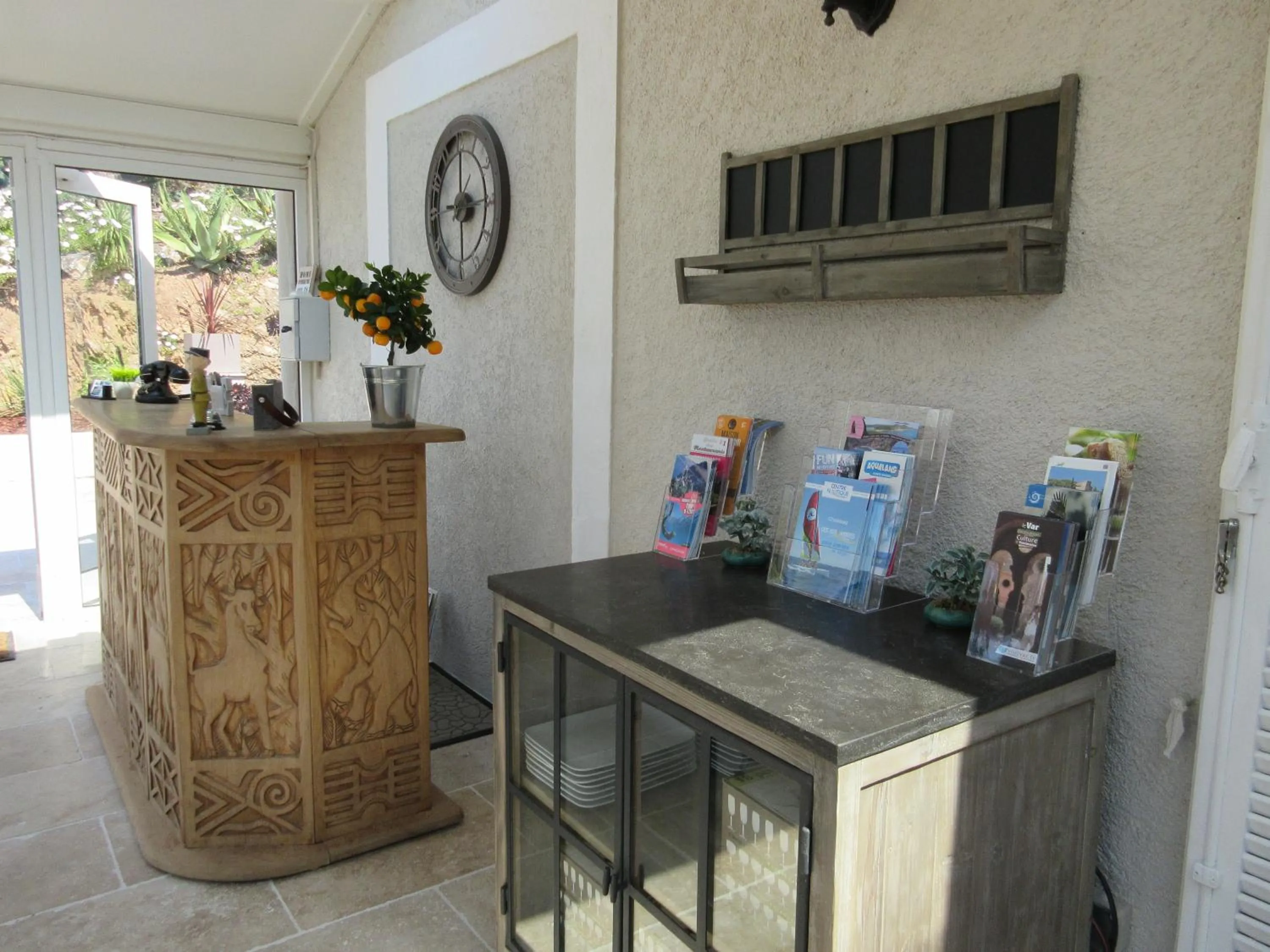 Lobby or reception in Villa Tricoli B&B avec Piscine