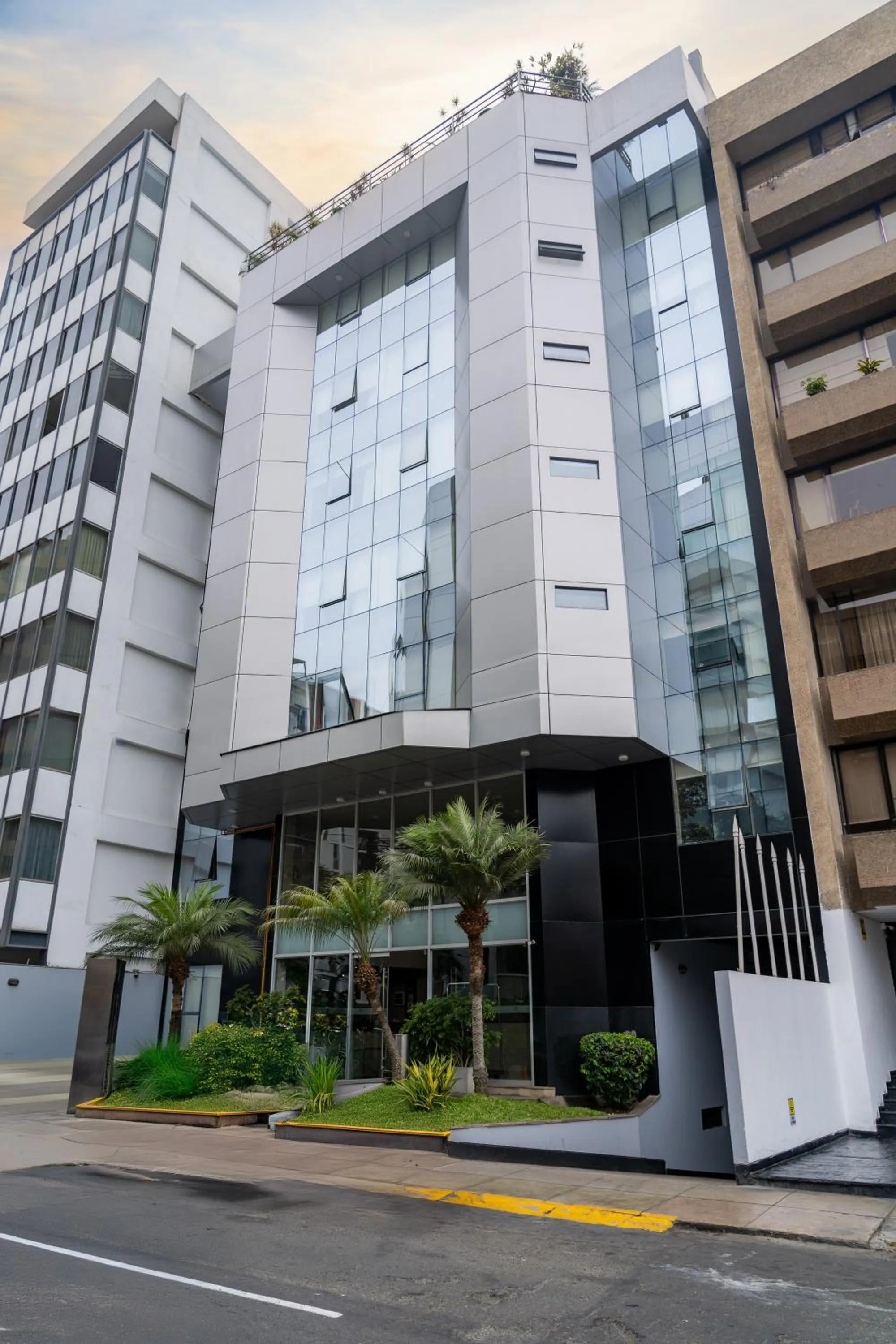 Property building in Jose Antonio Executive