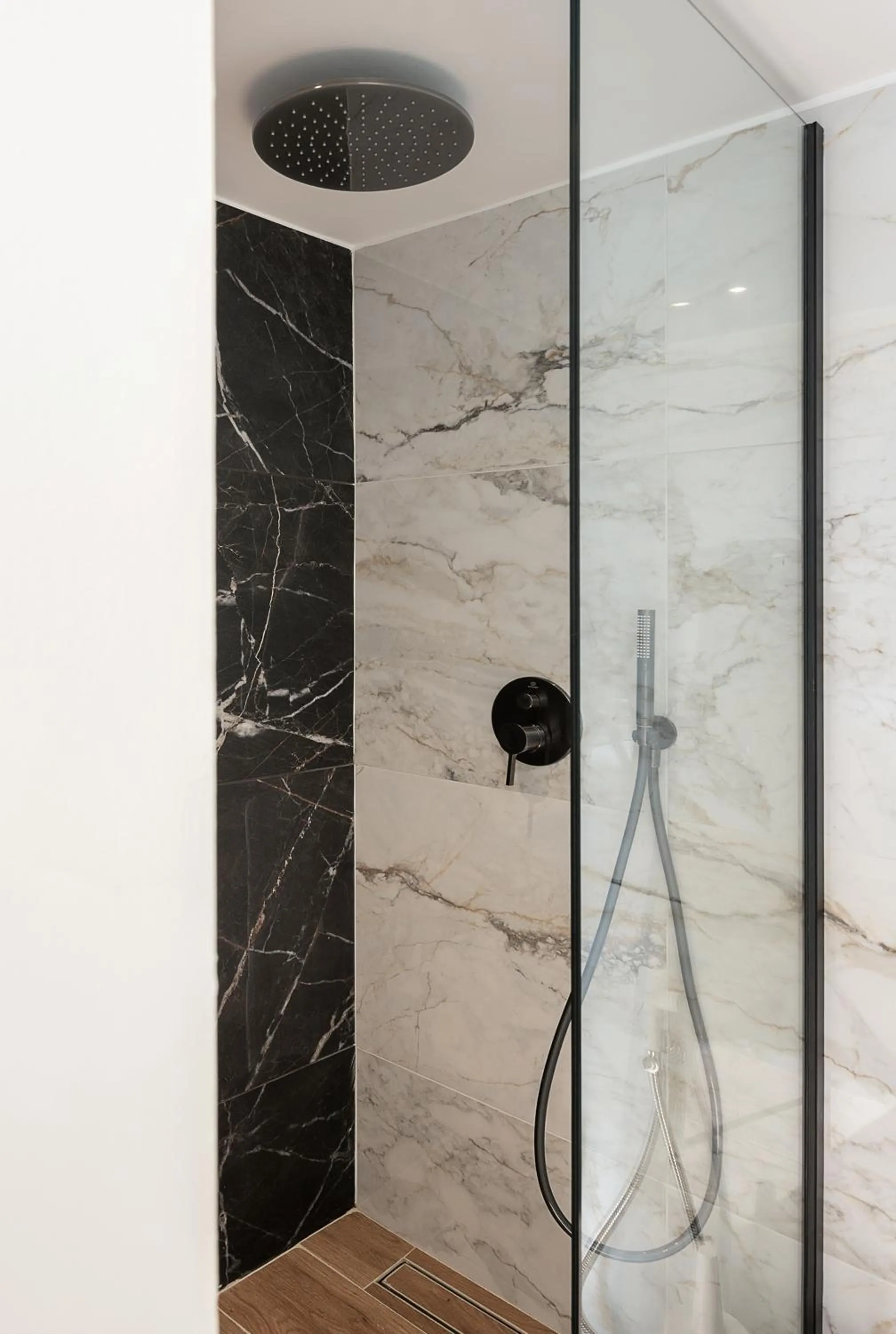 Shower in Amphitrite Hotel