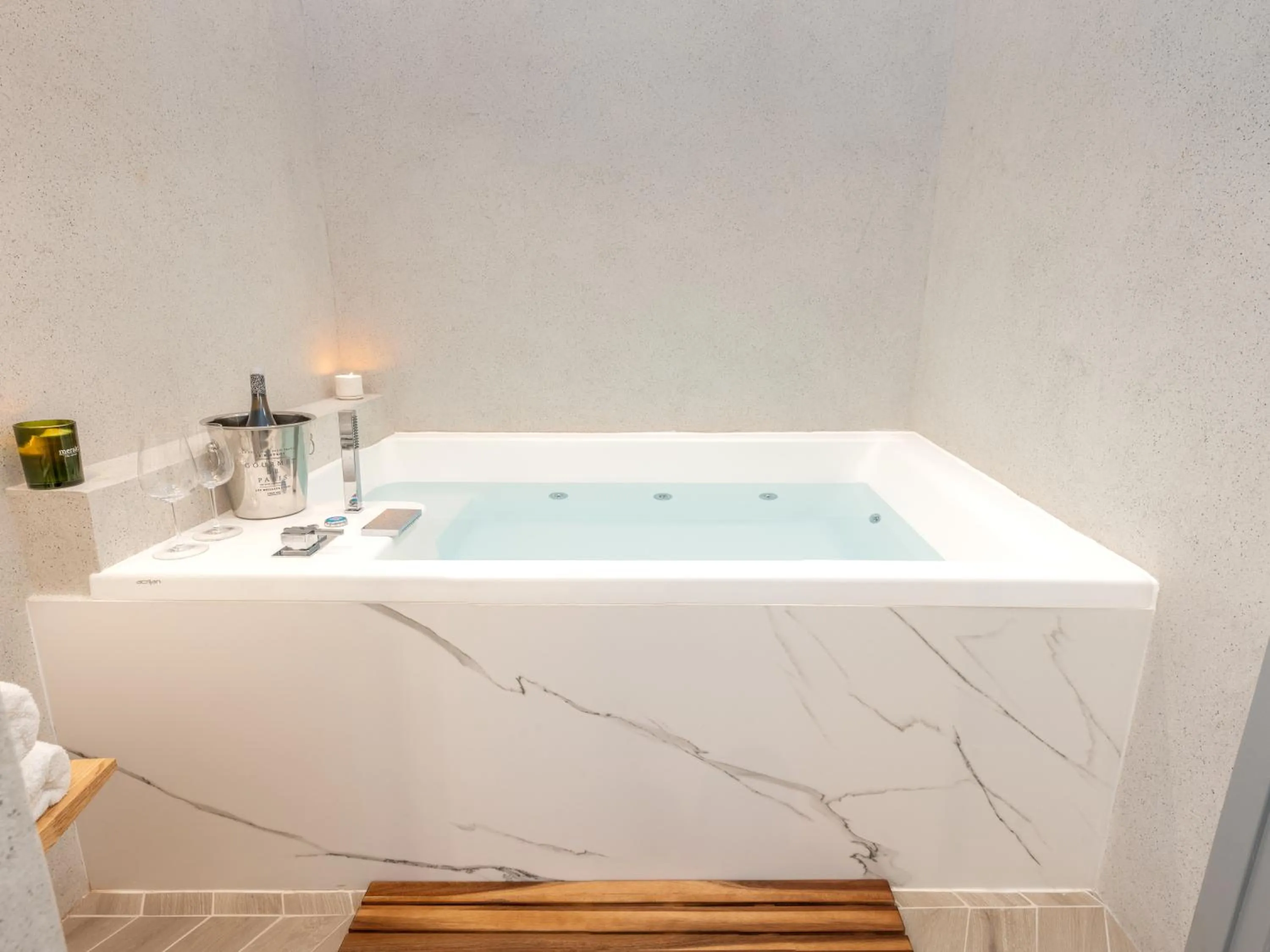 Property building in Amphitrite Hotel