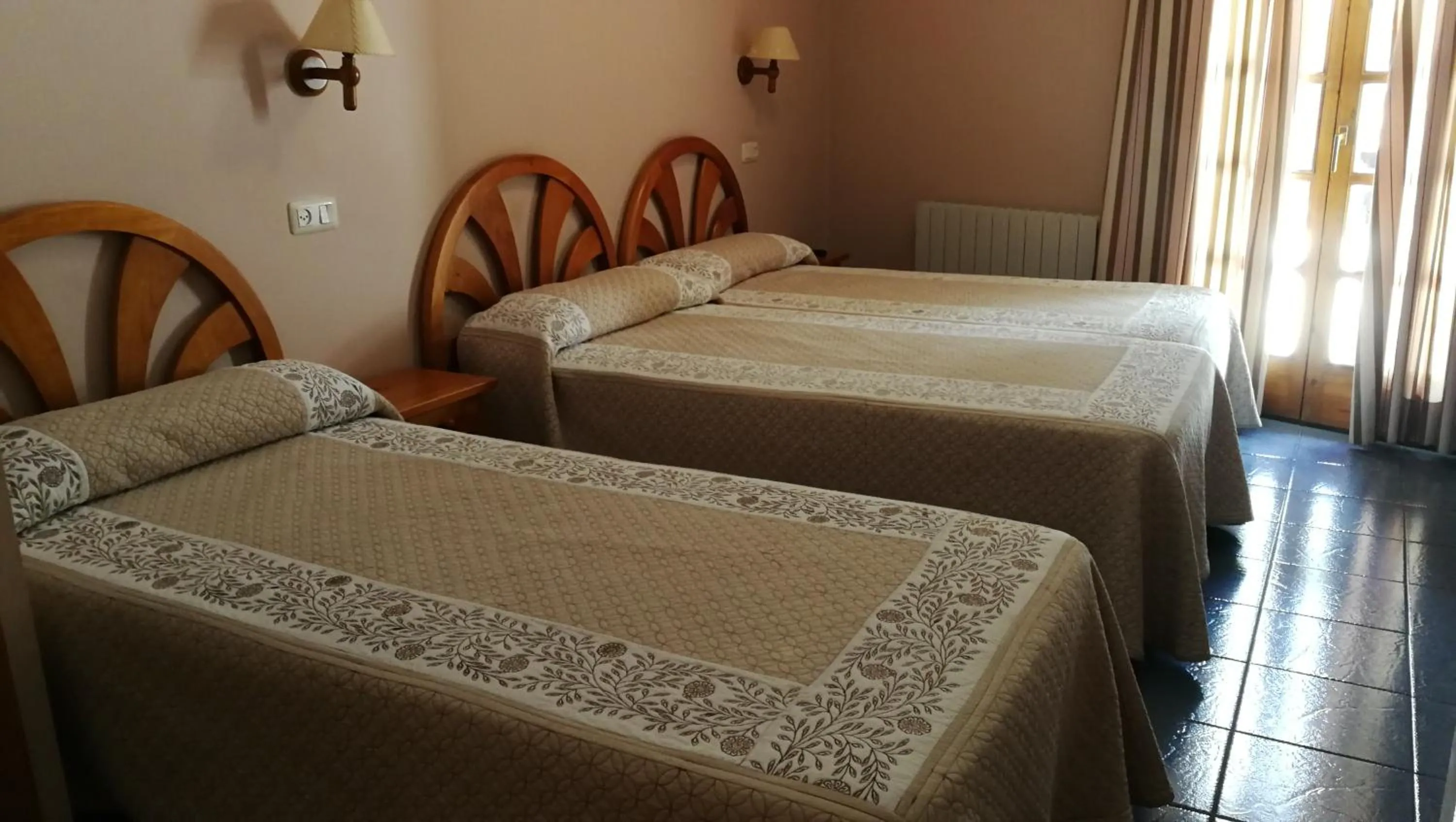Hostal Casa Lacreu