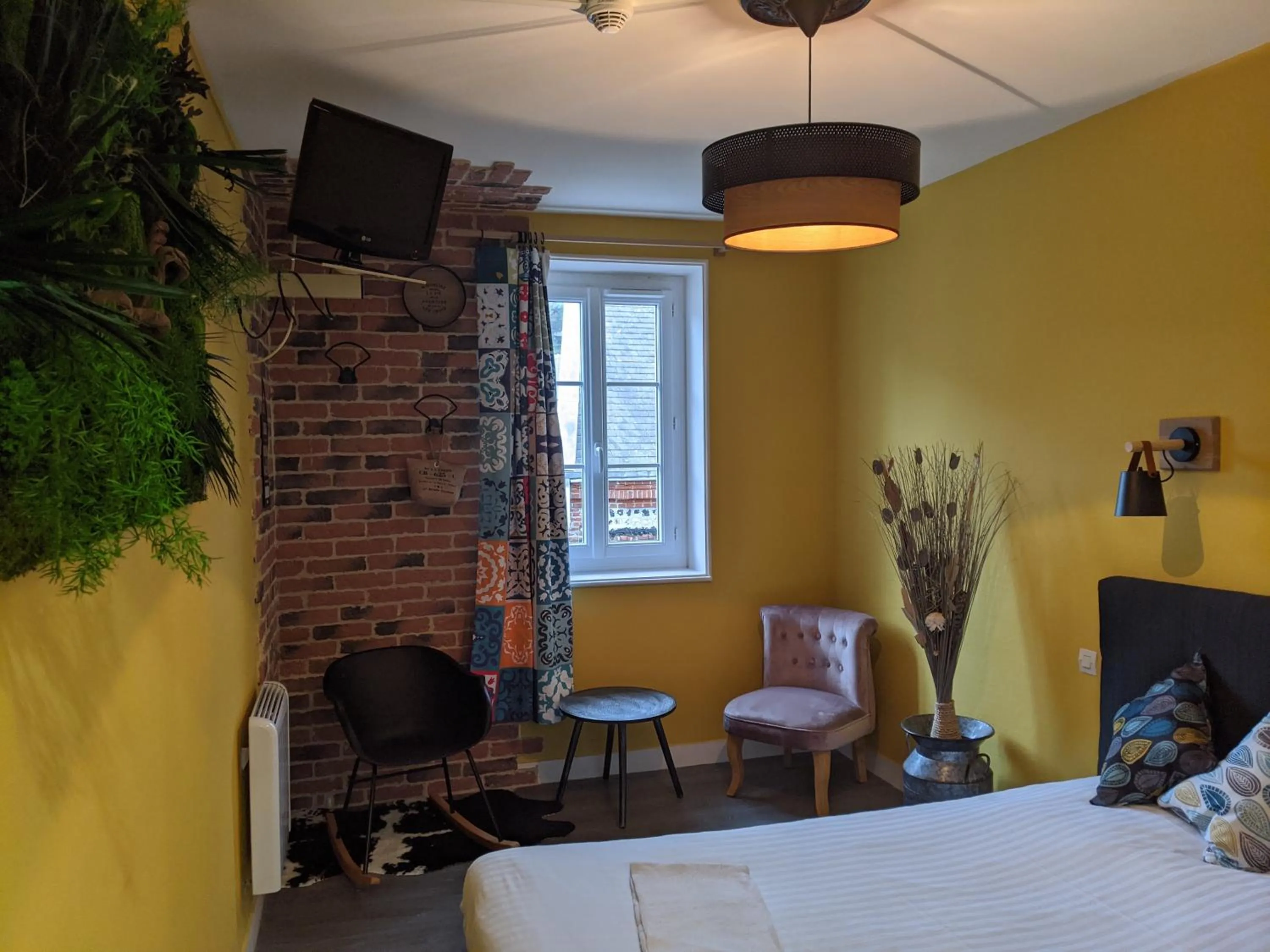 Photo of the whole room, Bed in L'Aiguille Creuse