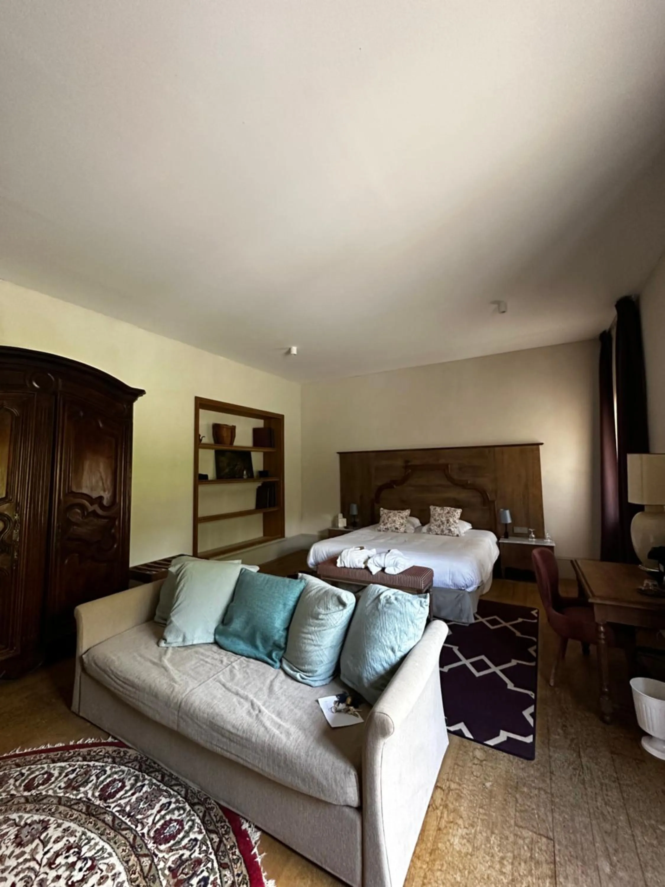 Bed in Château de Saulon