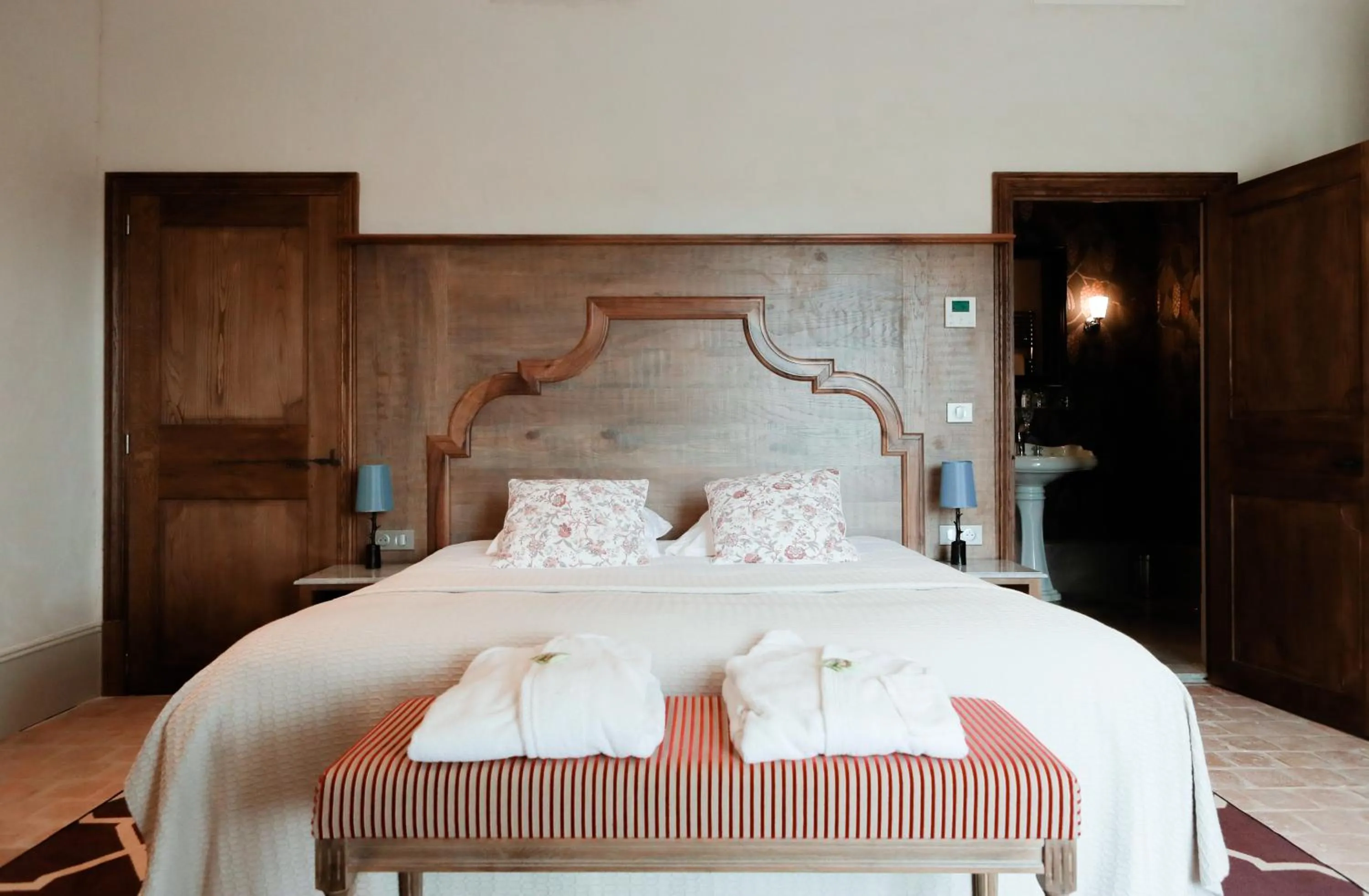 Bed in Château de Saulon