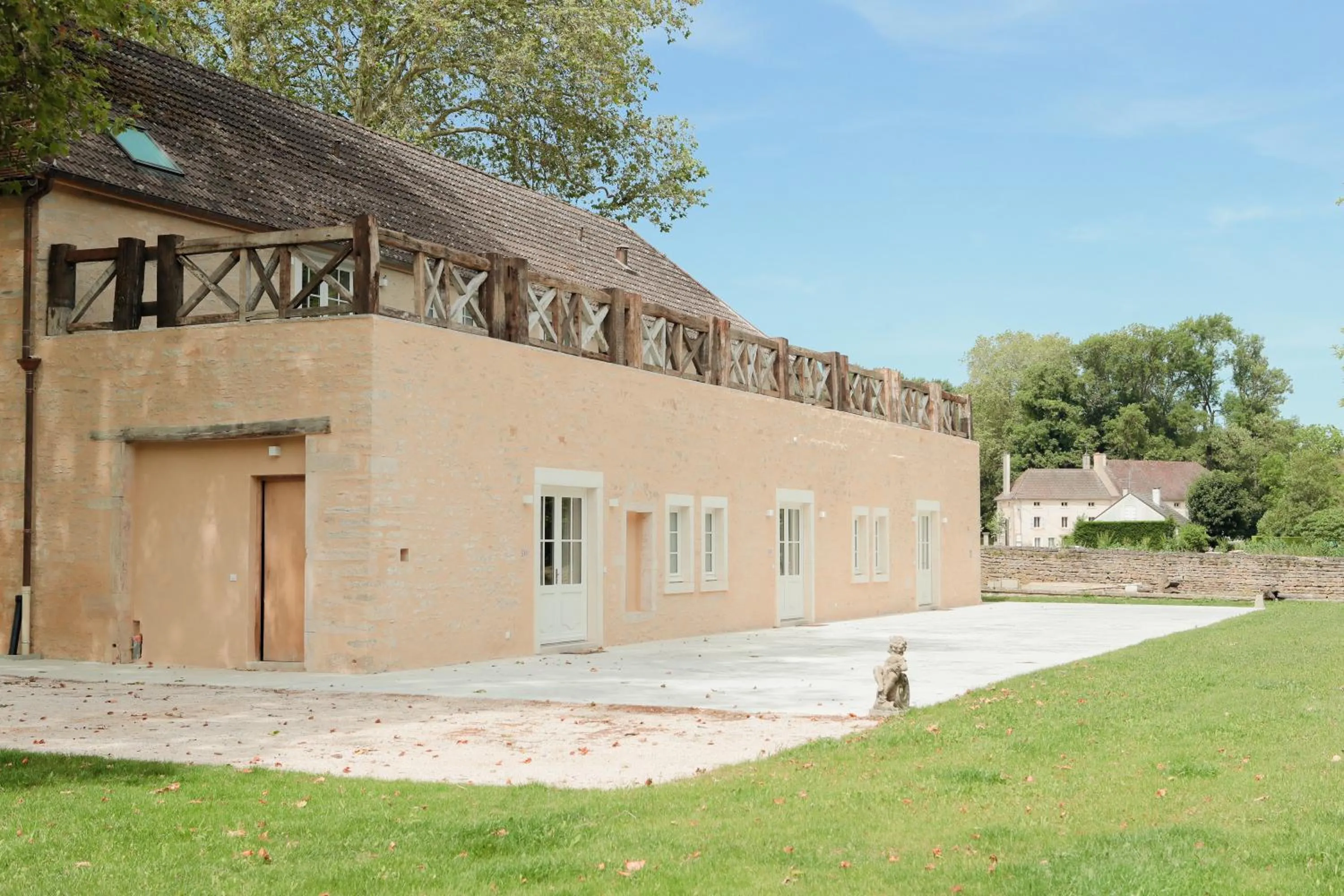 Spring in Château de Saulon