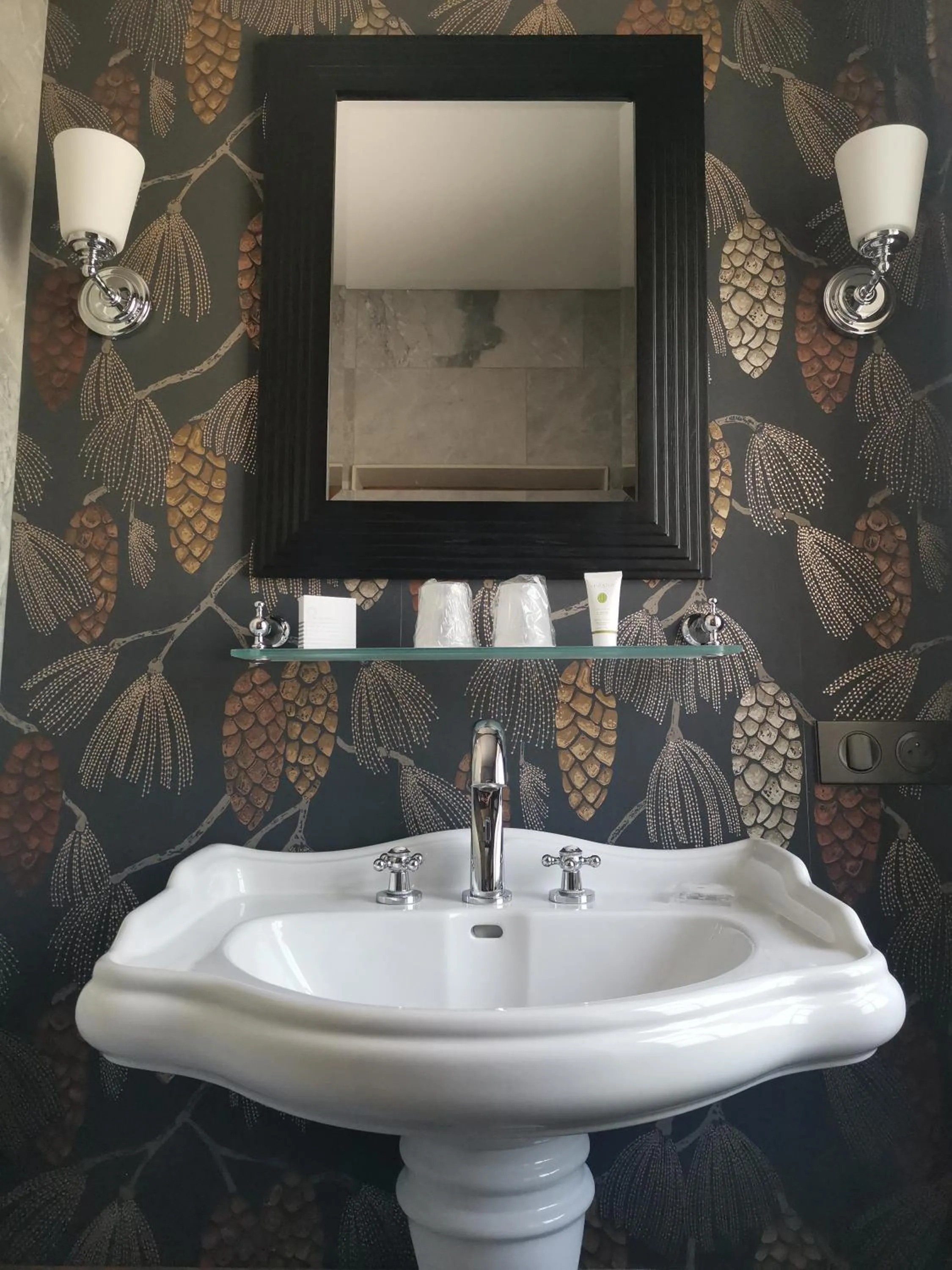 Bathroom in Château de Saulon