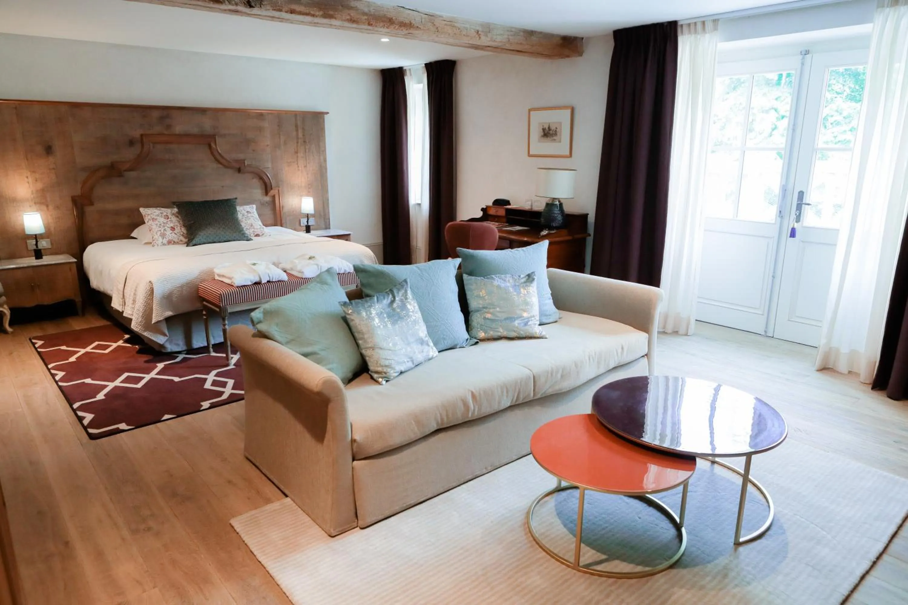 Bed in Château de Saulon