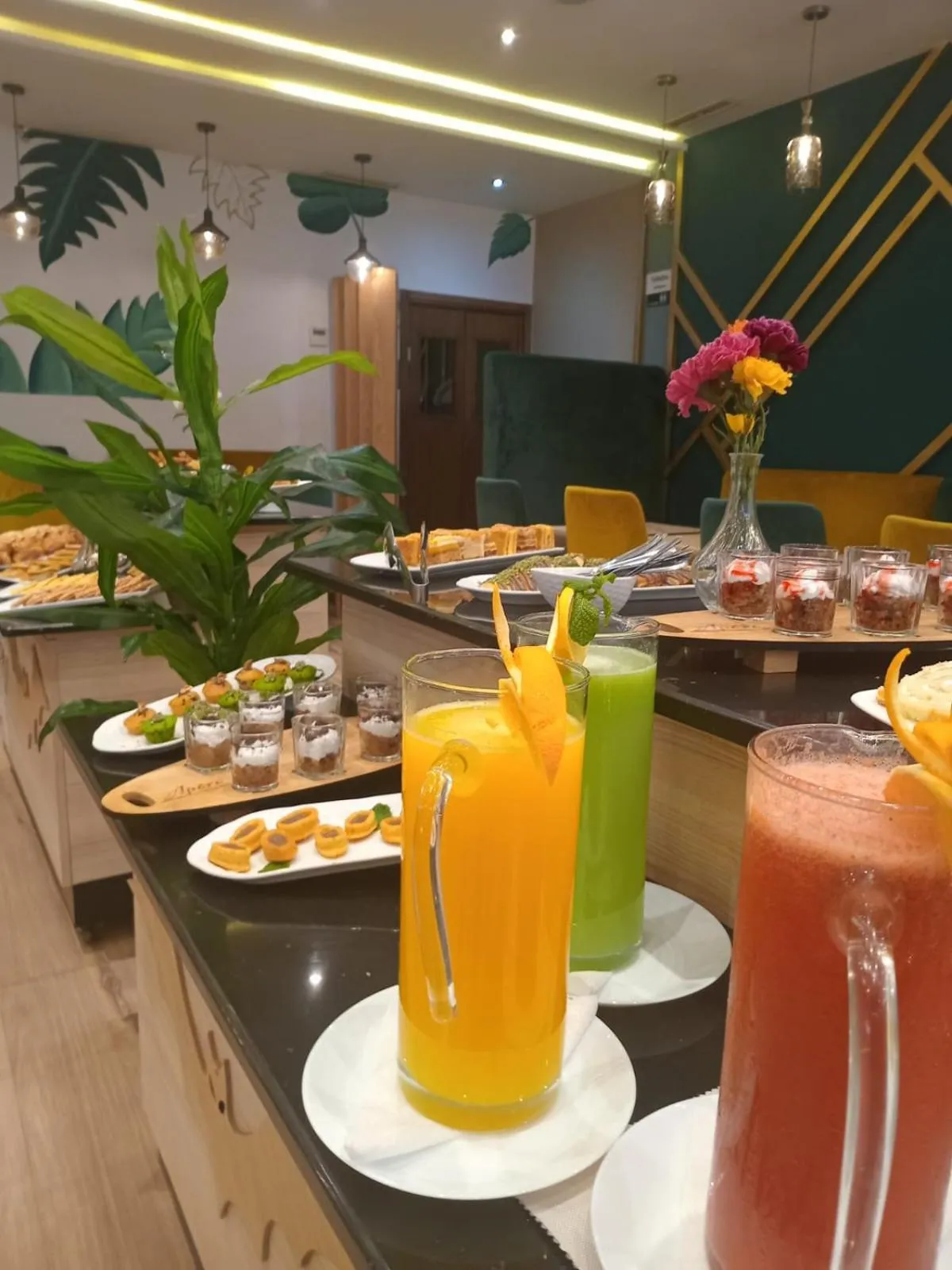 Buffet breakfast in Hotel Le Musée