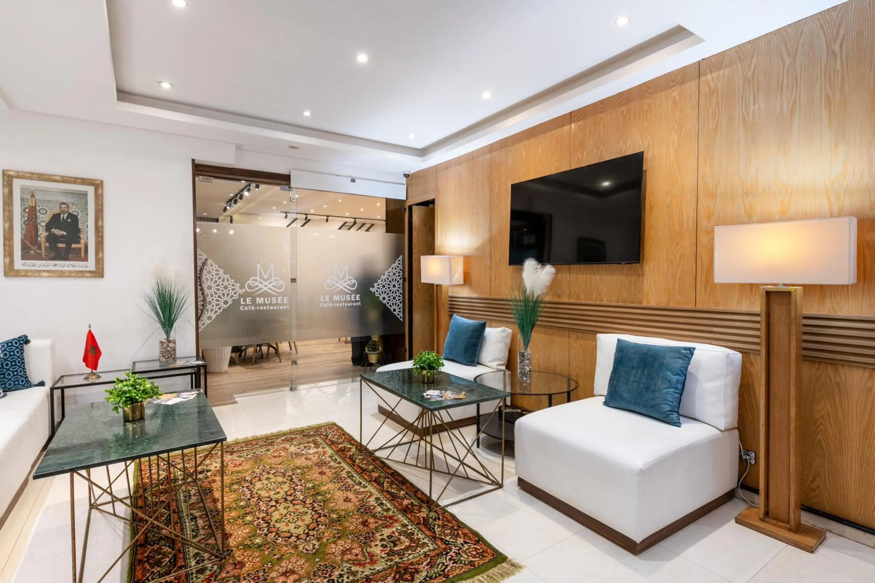 TV and multimedia in Hotel Le Musée