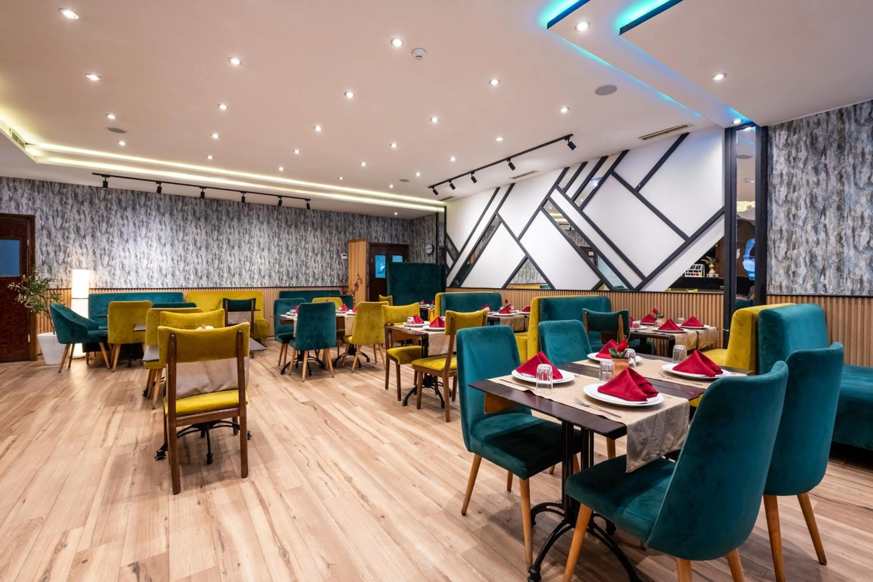 Restaurant/places to eat in Hotel Le Musée