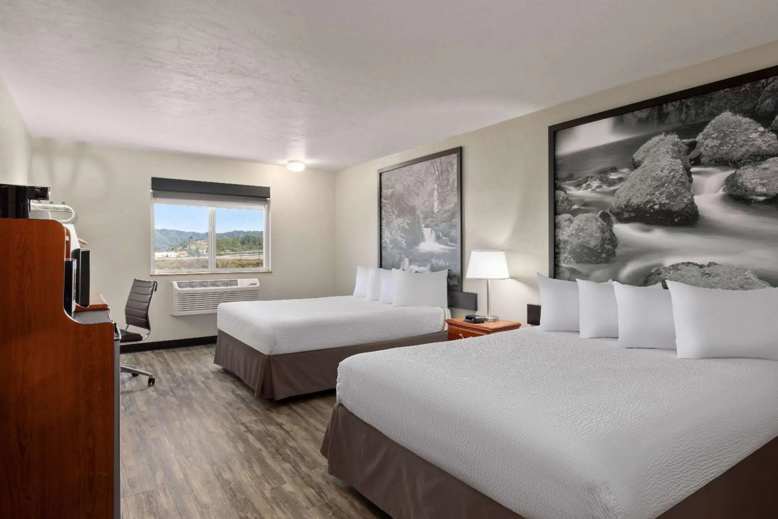 Queen Room with Two Queen Beds -Disability Access - Non-Smoking in Super 8 by Wyndham Roseburg Queen Room with Two Queen Beds -Disability Access - Non-Smoking in Super 8 by Wyndham Roseburg