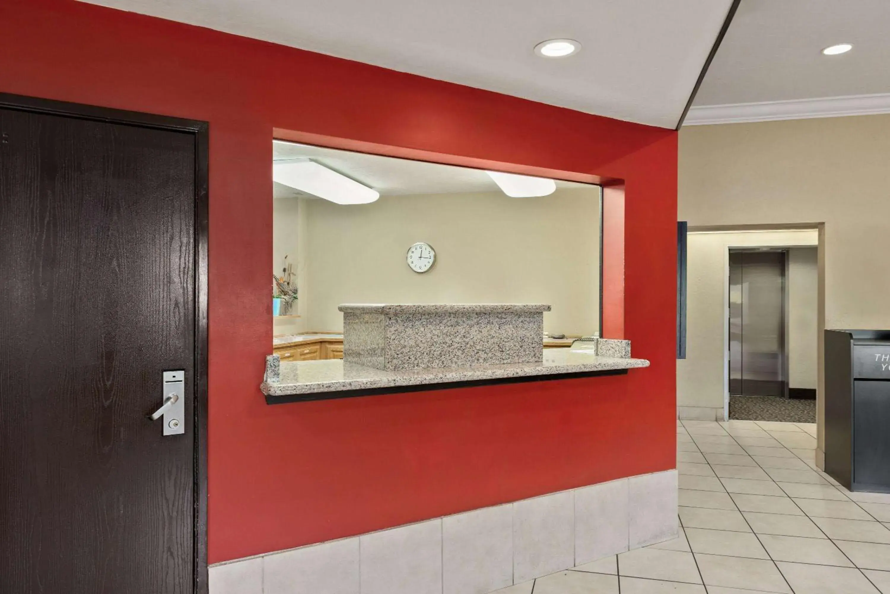 Lobby or reception in Super 8 by Wyndham Roseburg Lobby or reception in Super 8 by Wyndham Roseburg
