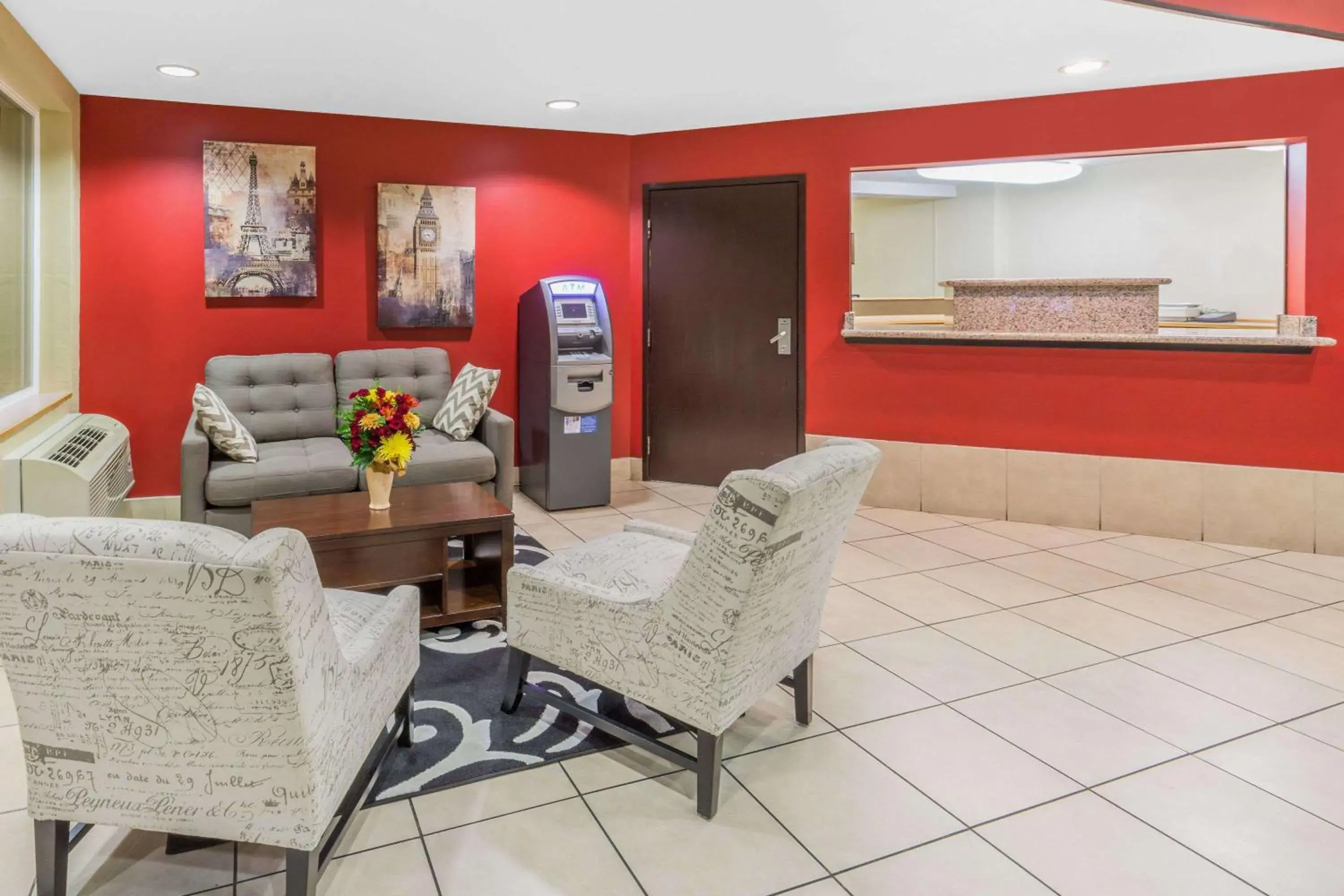 Lobby or reception in Super 8 by Wyndham Roseburg Lobby or reception in Super 8 by Wyndham Roseburg