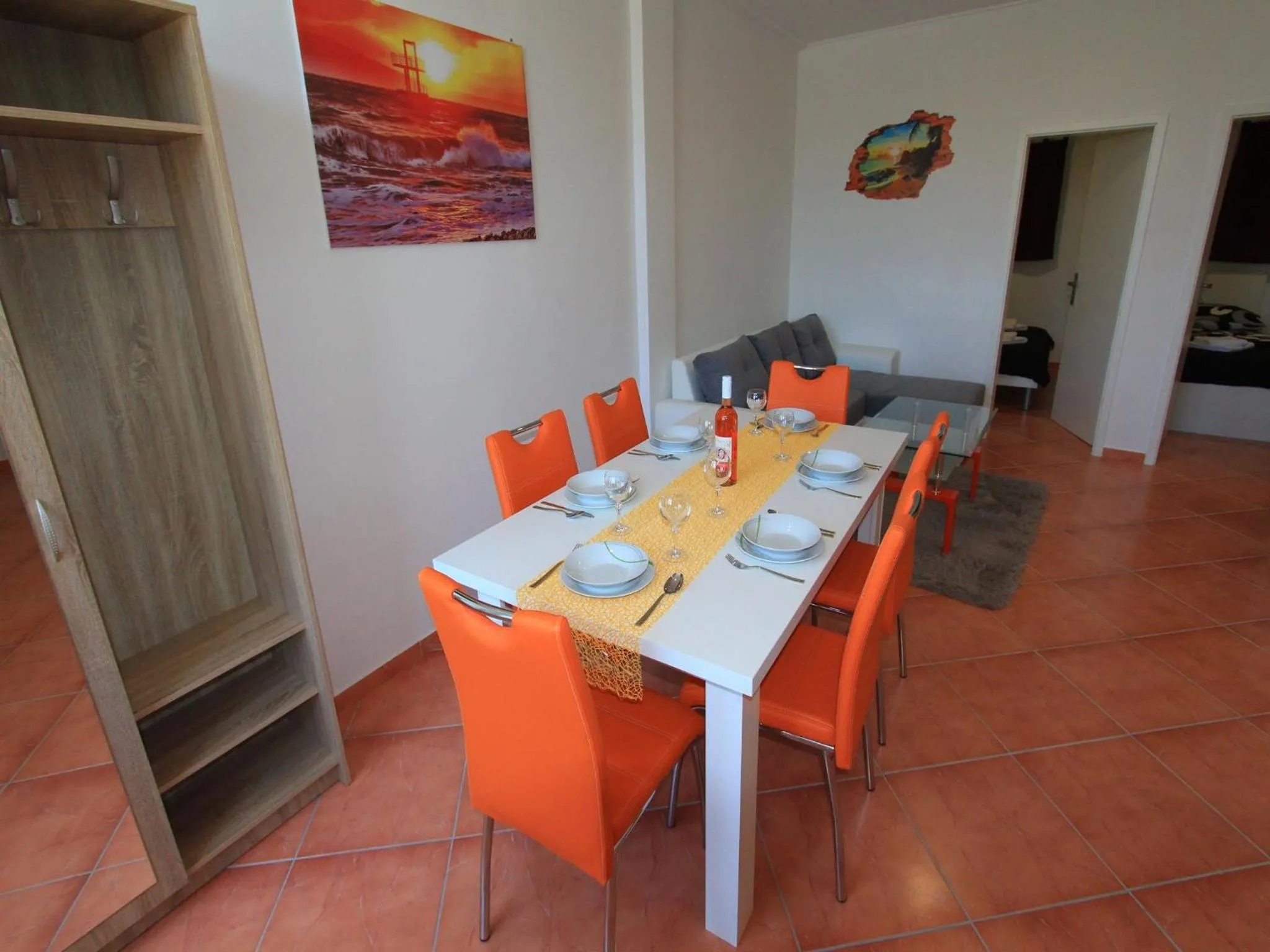 Dining area in Apartments Nero