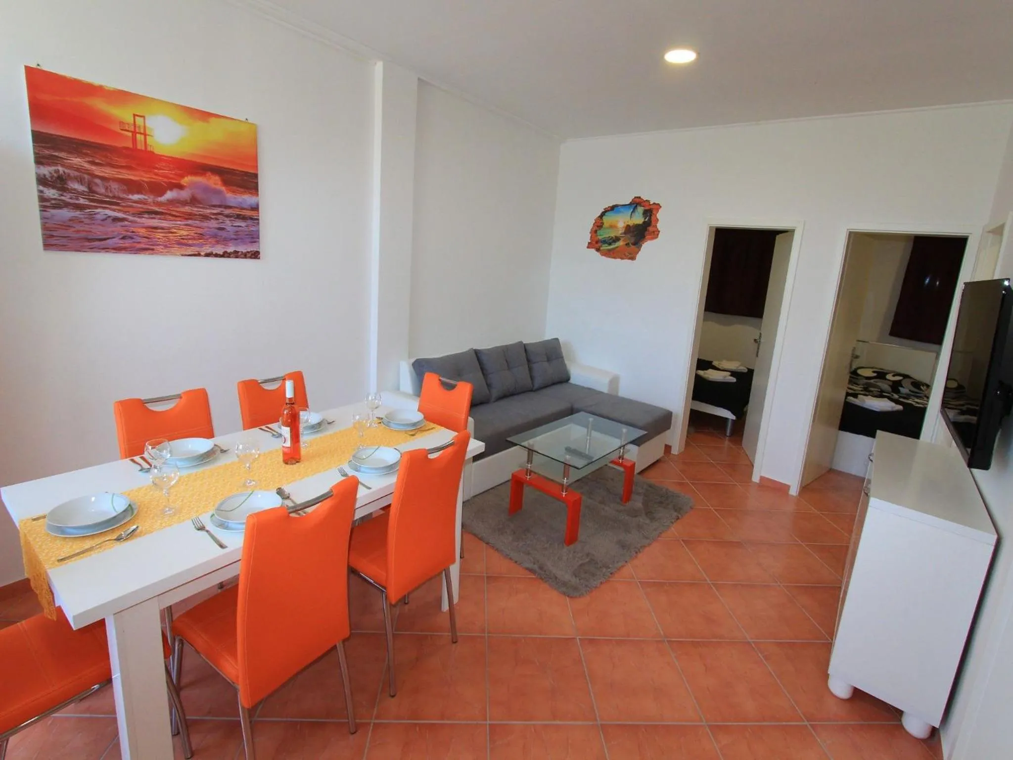 Dining area in Apartments Nero