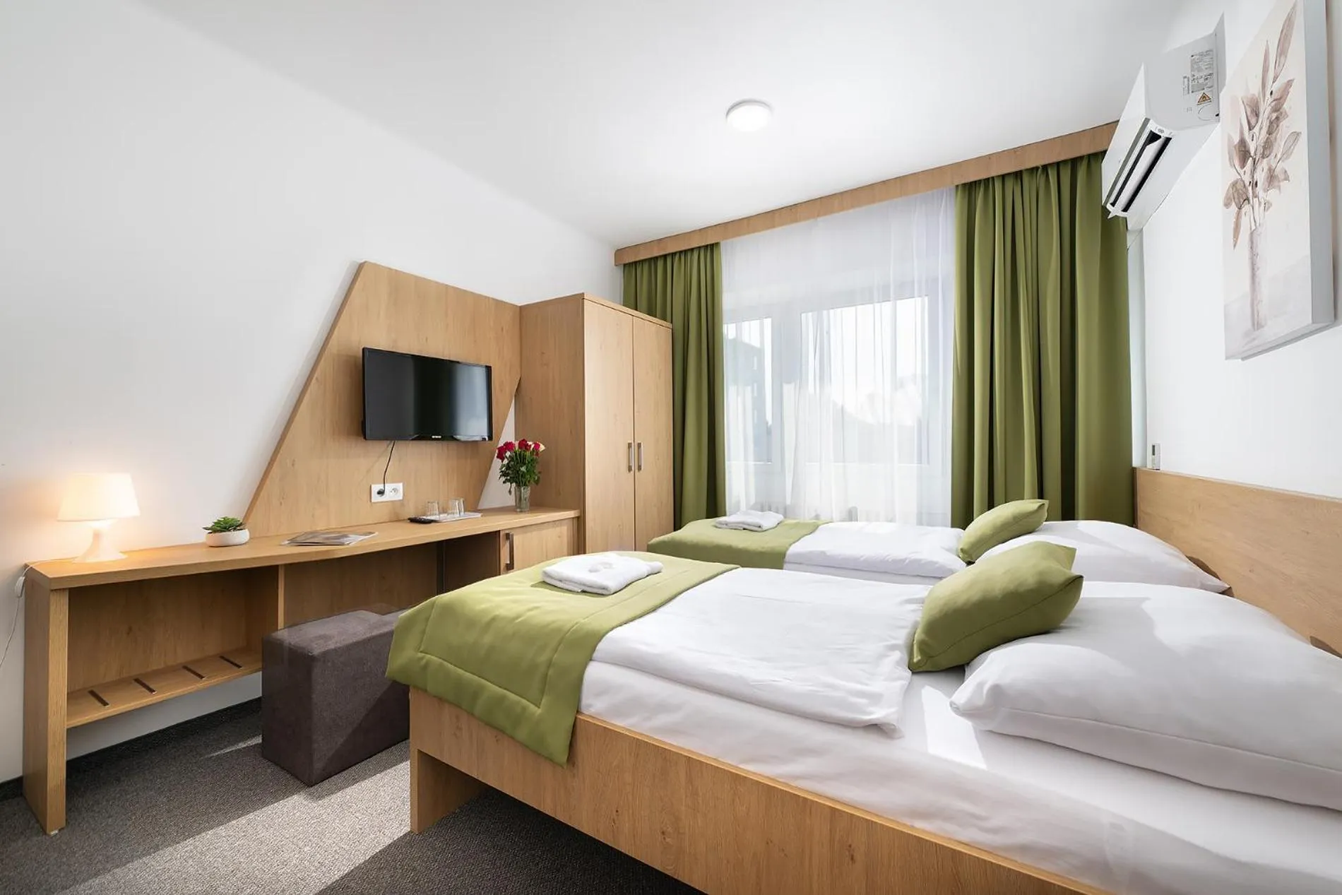 Photo of the whole room, Bed in Hotel Plus