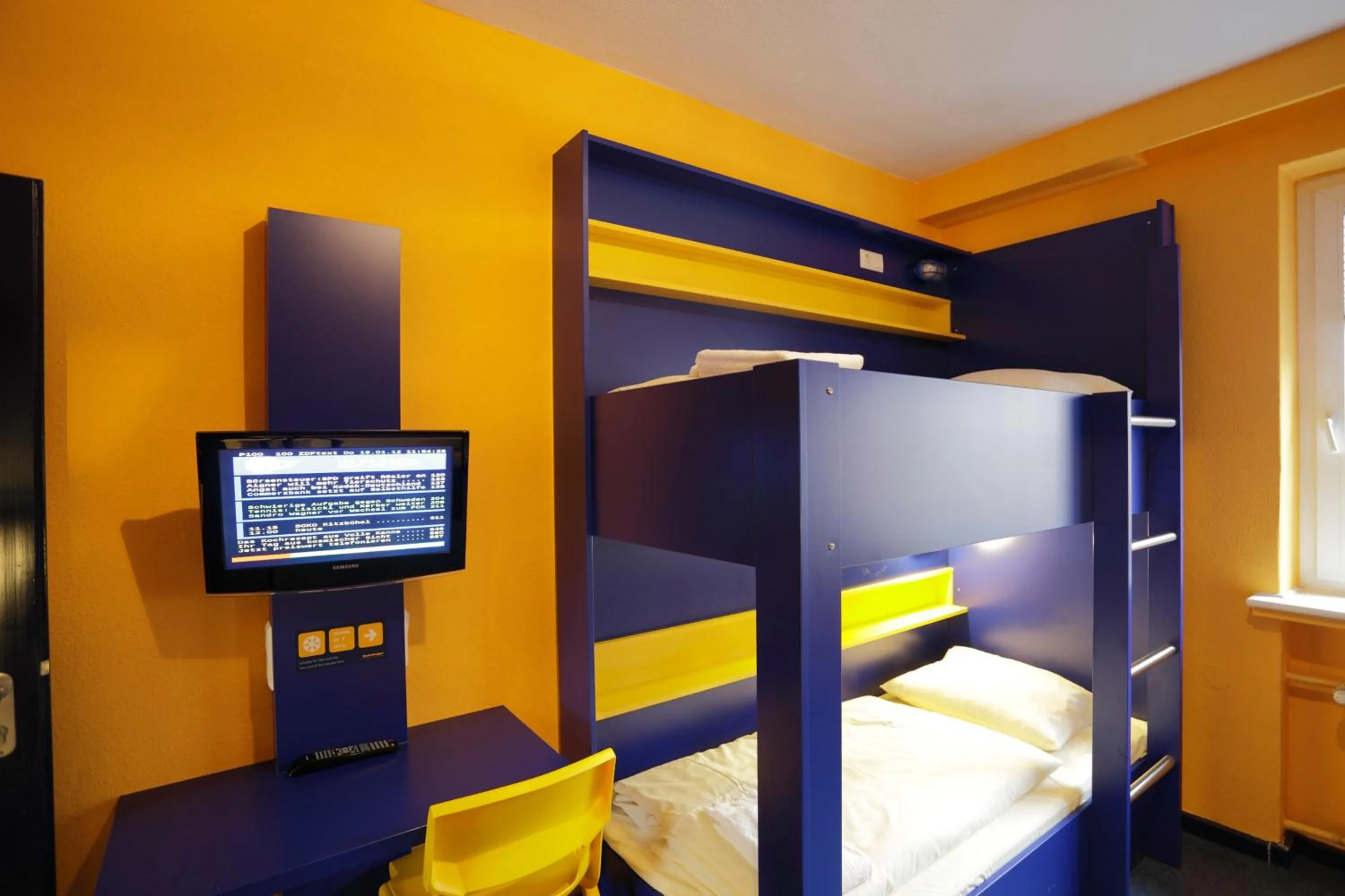 Bedroom, Bed in Bed'nBudget Expo-Hostel Rooms