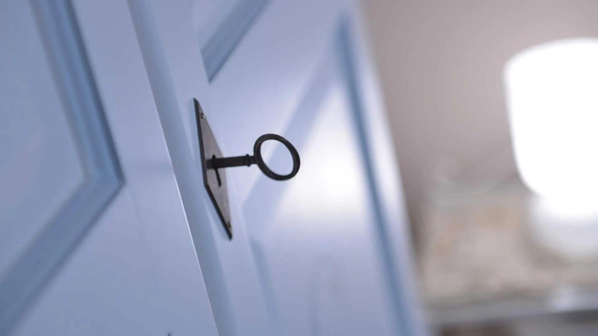 Decorative detail in La Locanda Francigena