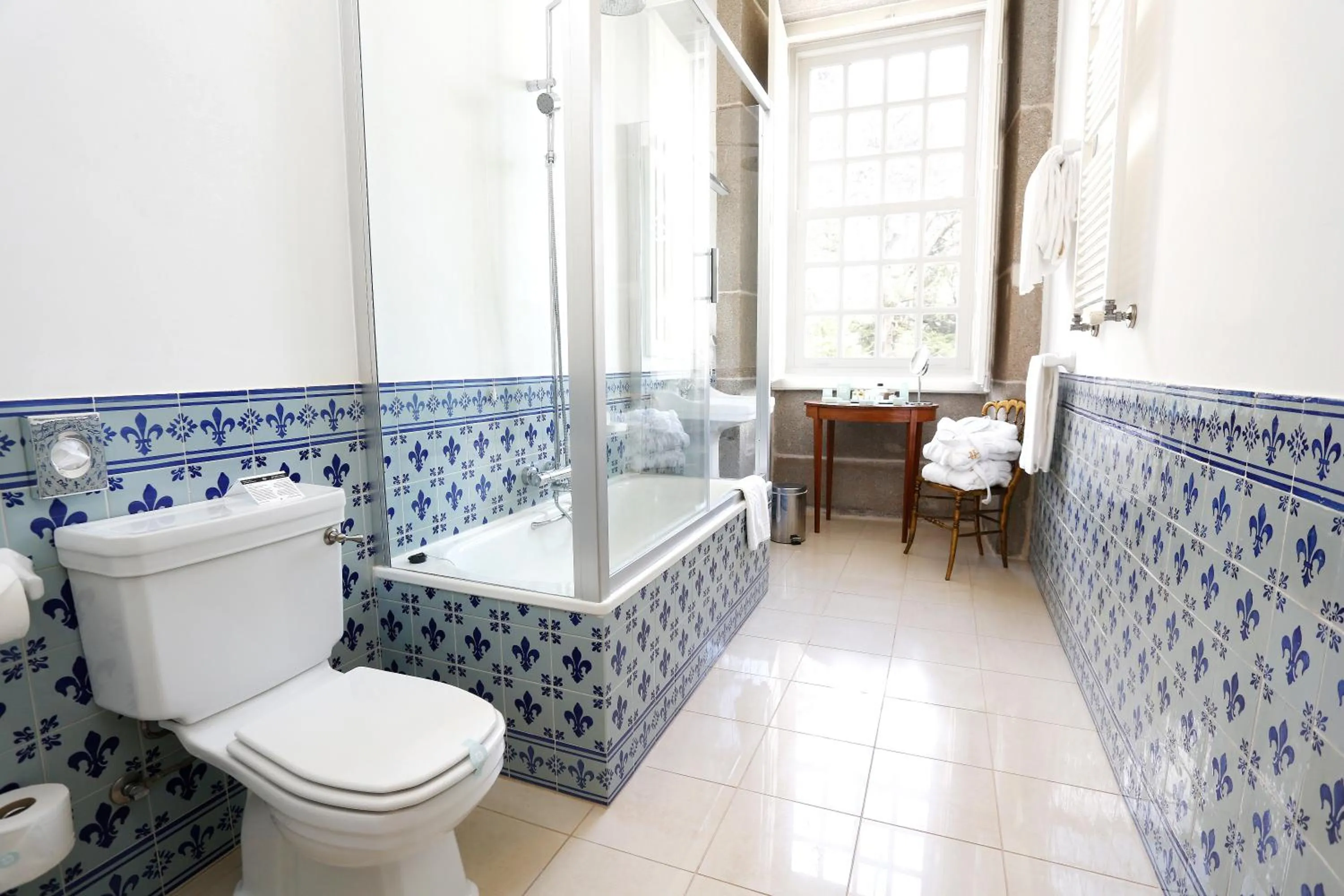 Bathroom in Parador Casa Da Insua