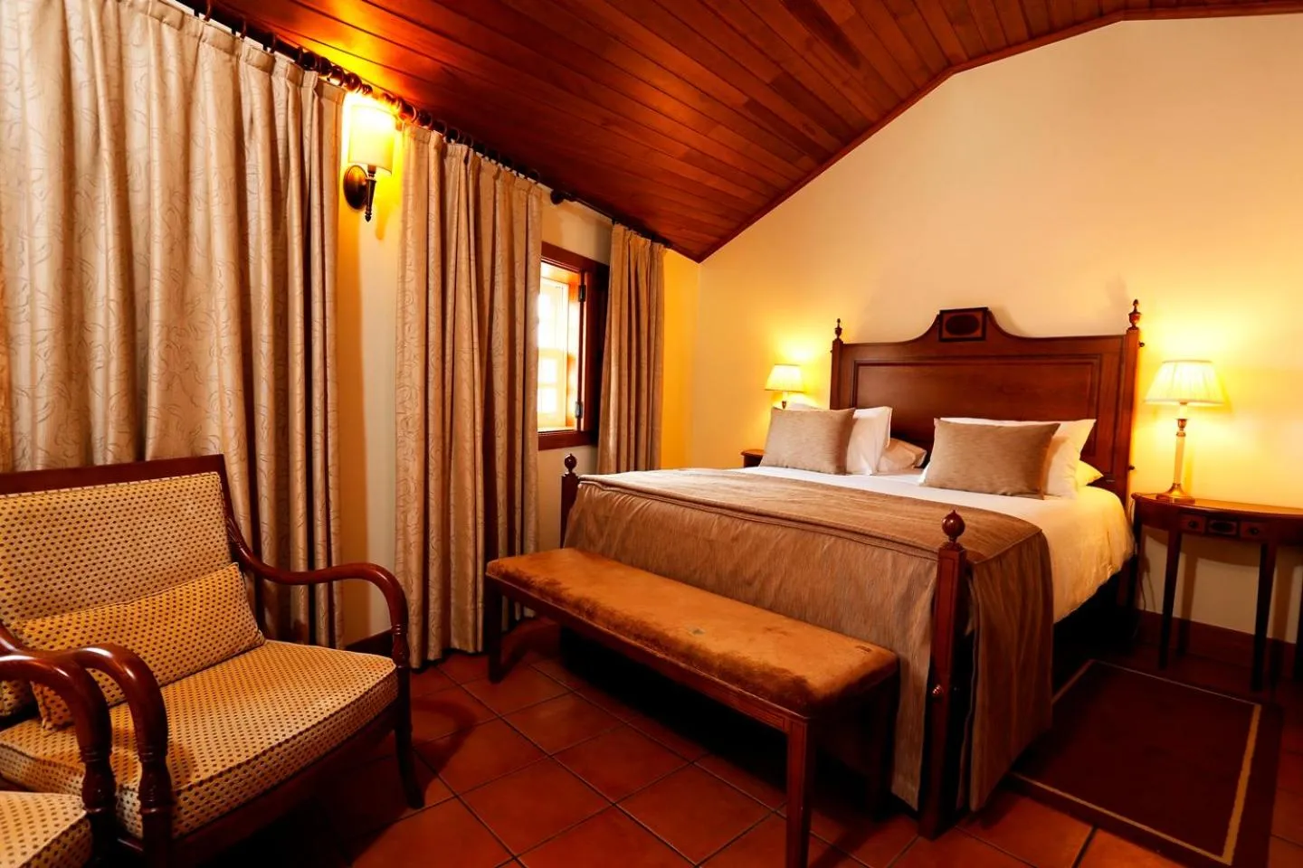 Photo of the whole room, Bed in Parador Casa Da Insua