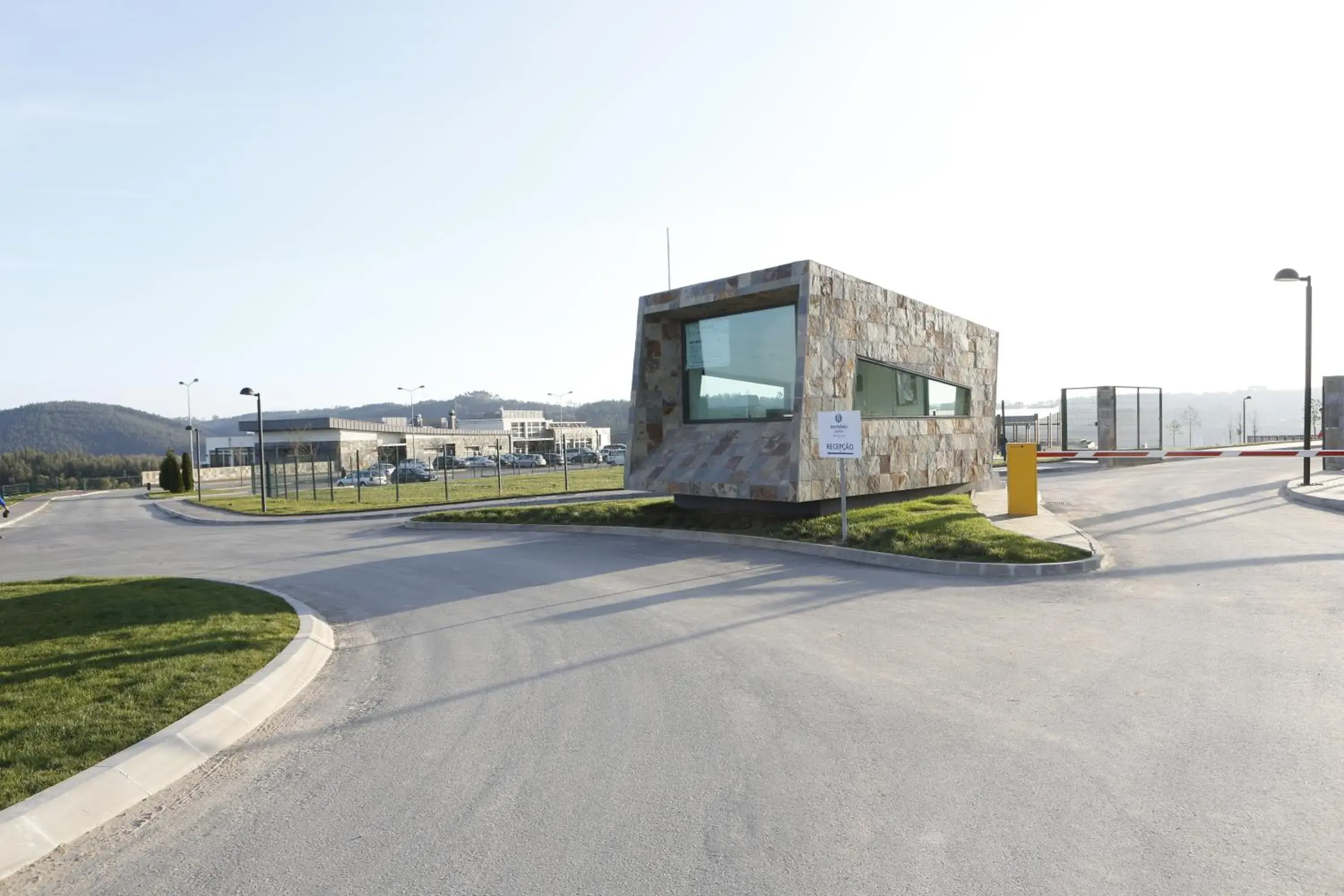 Facade/entrance in Montebelo Aguieira Lake Resort & Spa Facade/entrance in Montebelo Aguieira Lake Resort & Spa