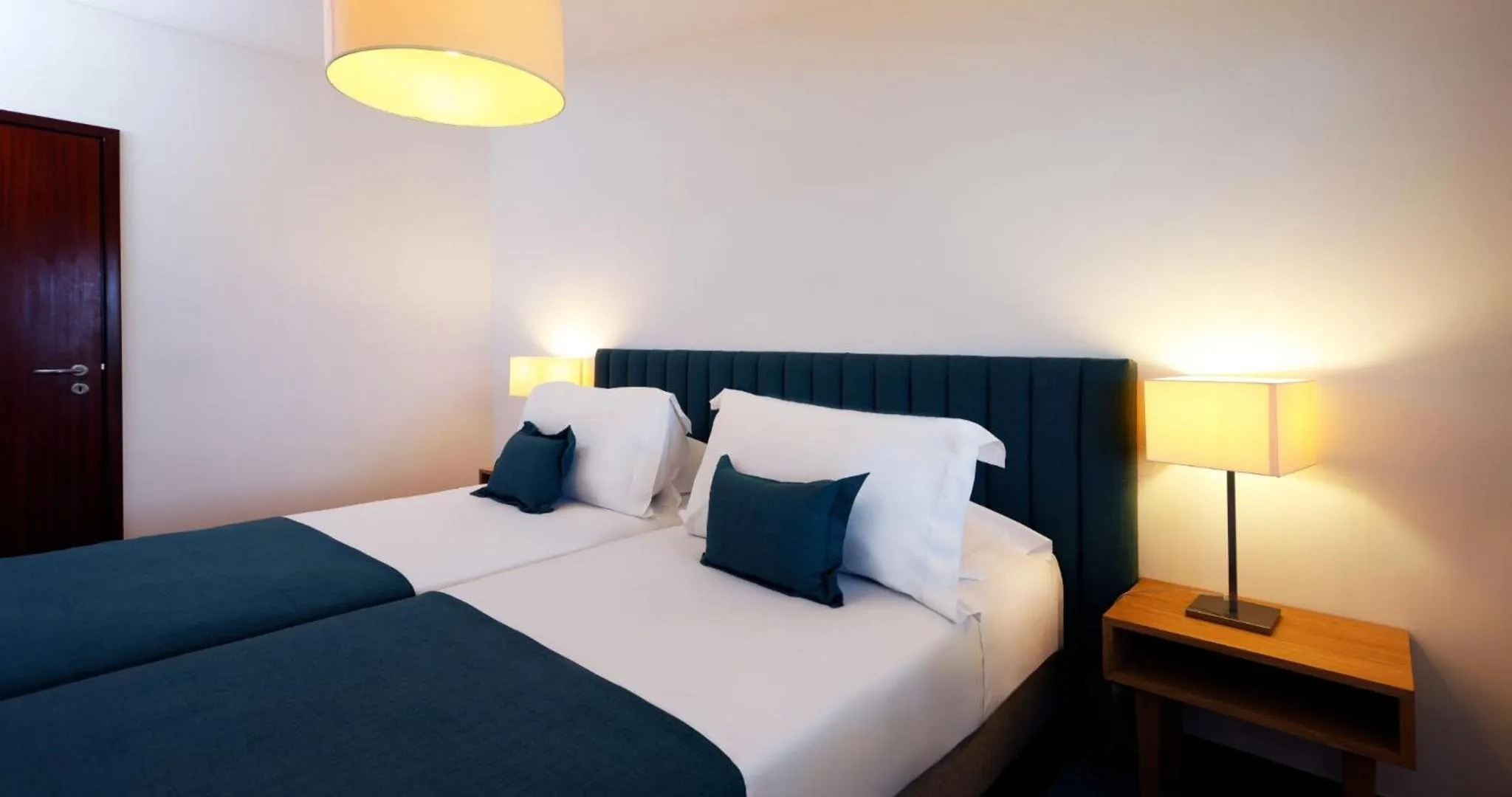 Bed in Montebelo Aguieira Lake Resort & Spa