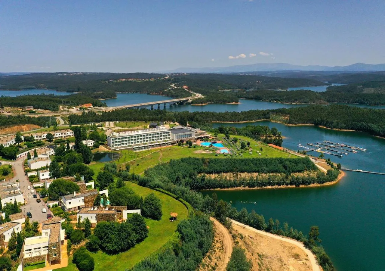 Property building in Montebelo Aguieira Lake Resort & Spa