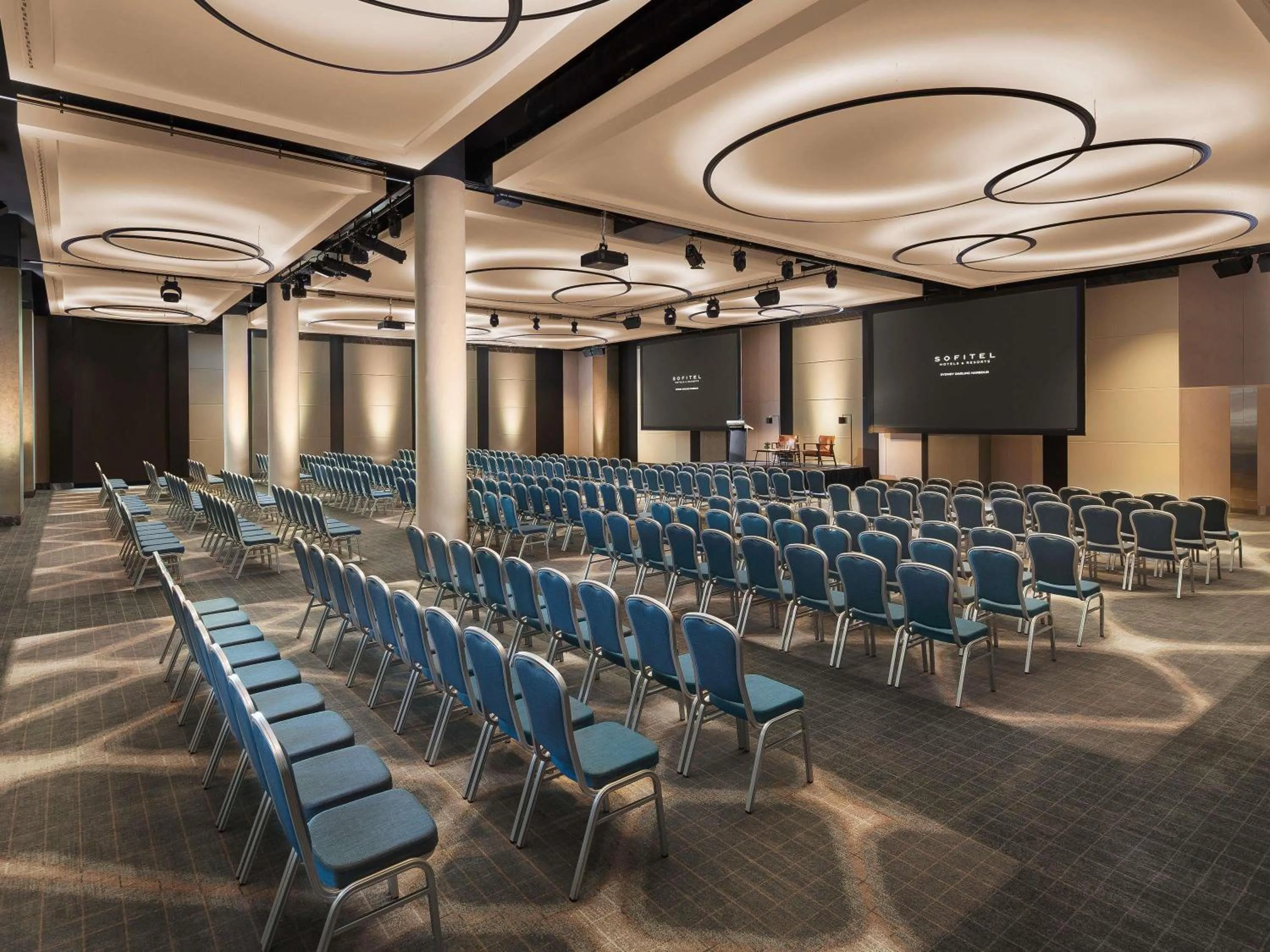 Meeting/conference room in Sofitel Sydney Darling Harbour