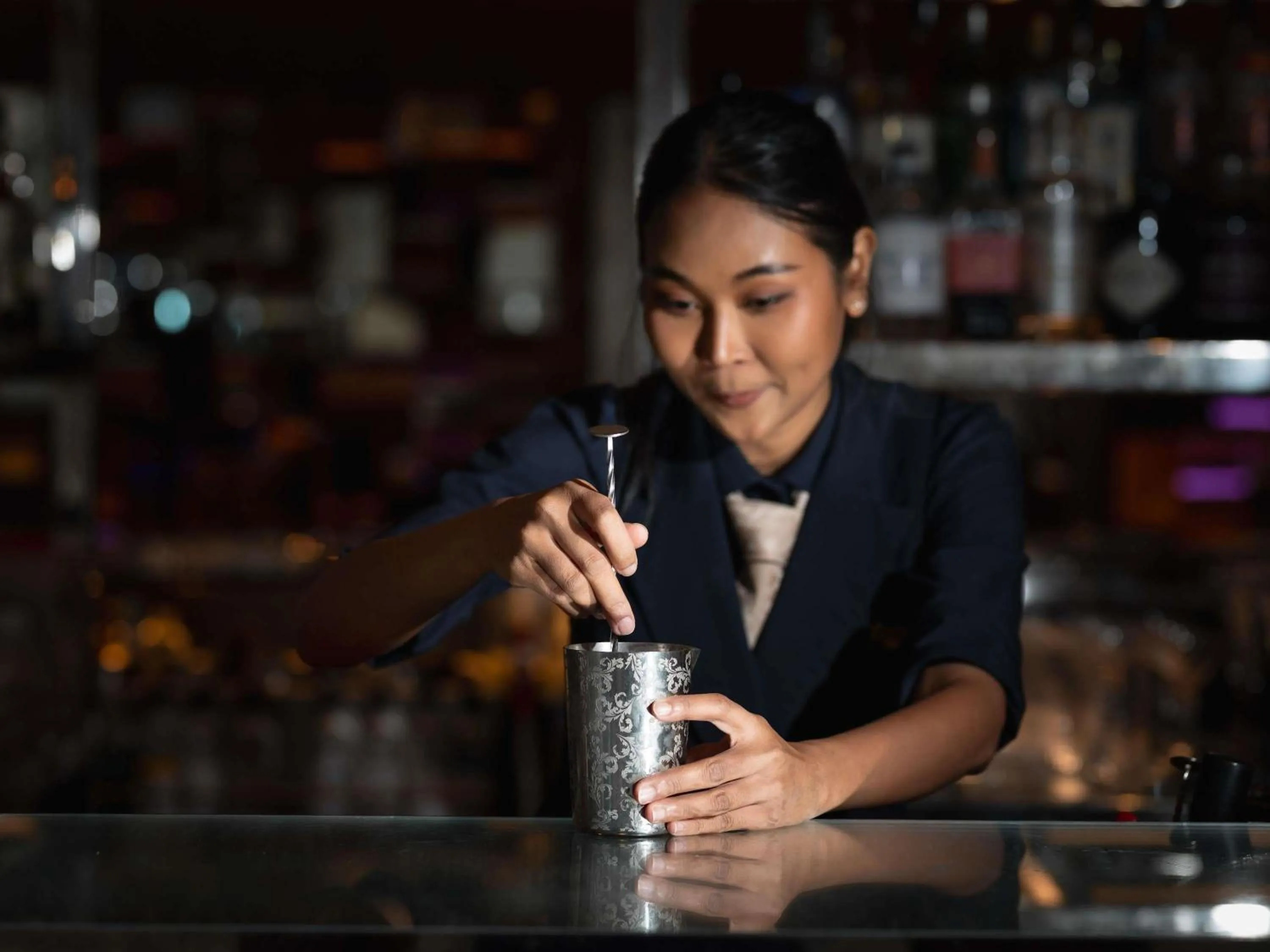 Lounge or bar in Sofitel Sydney Darling Harbour