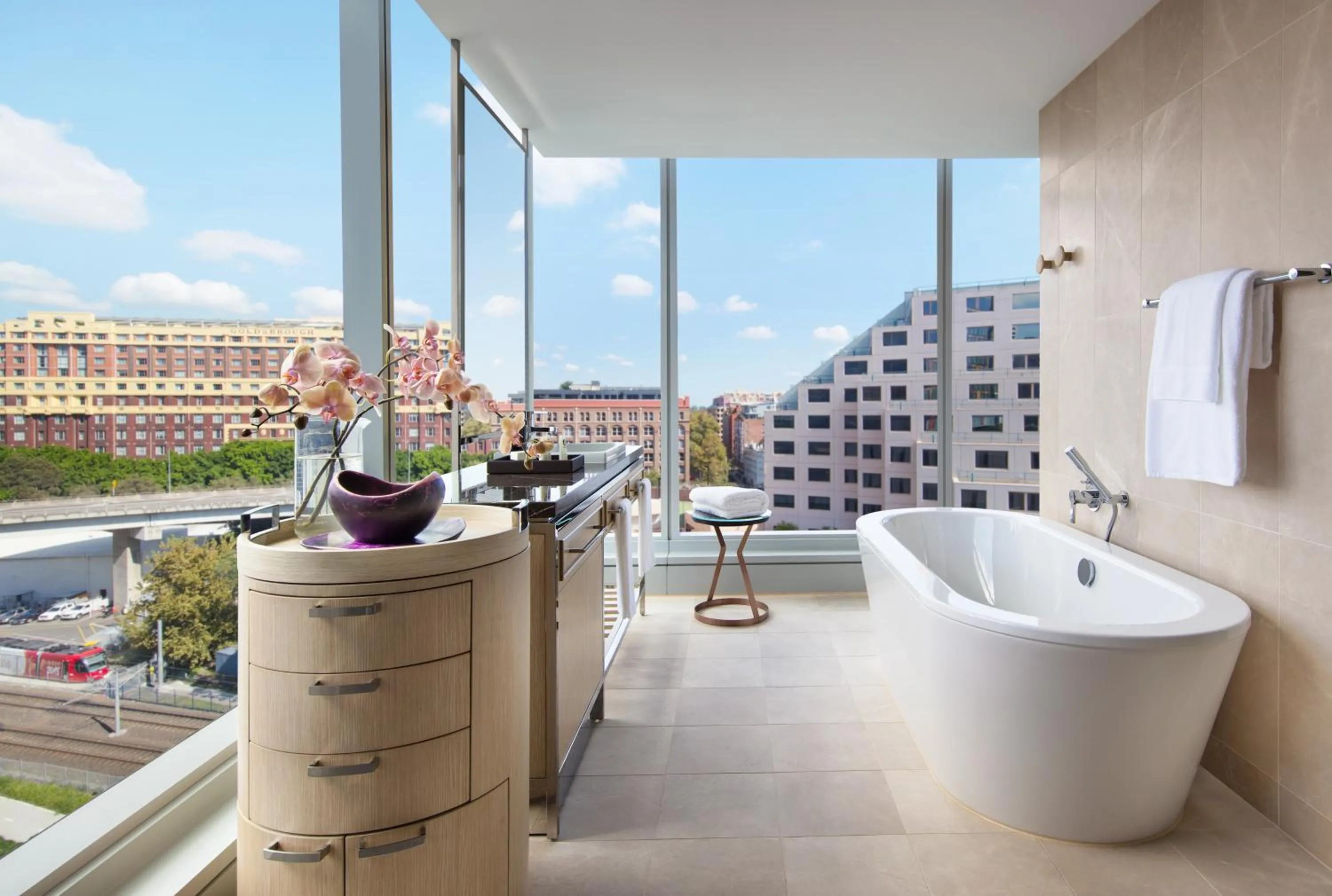 Bathroom in Sofitel Sydney Darling Harbour