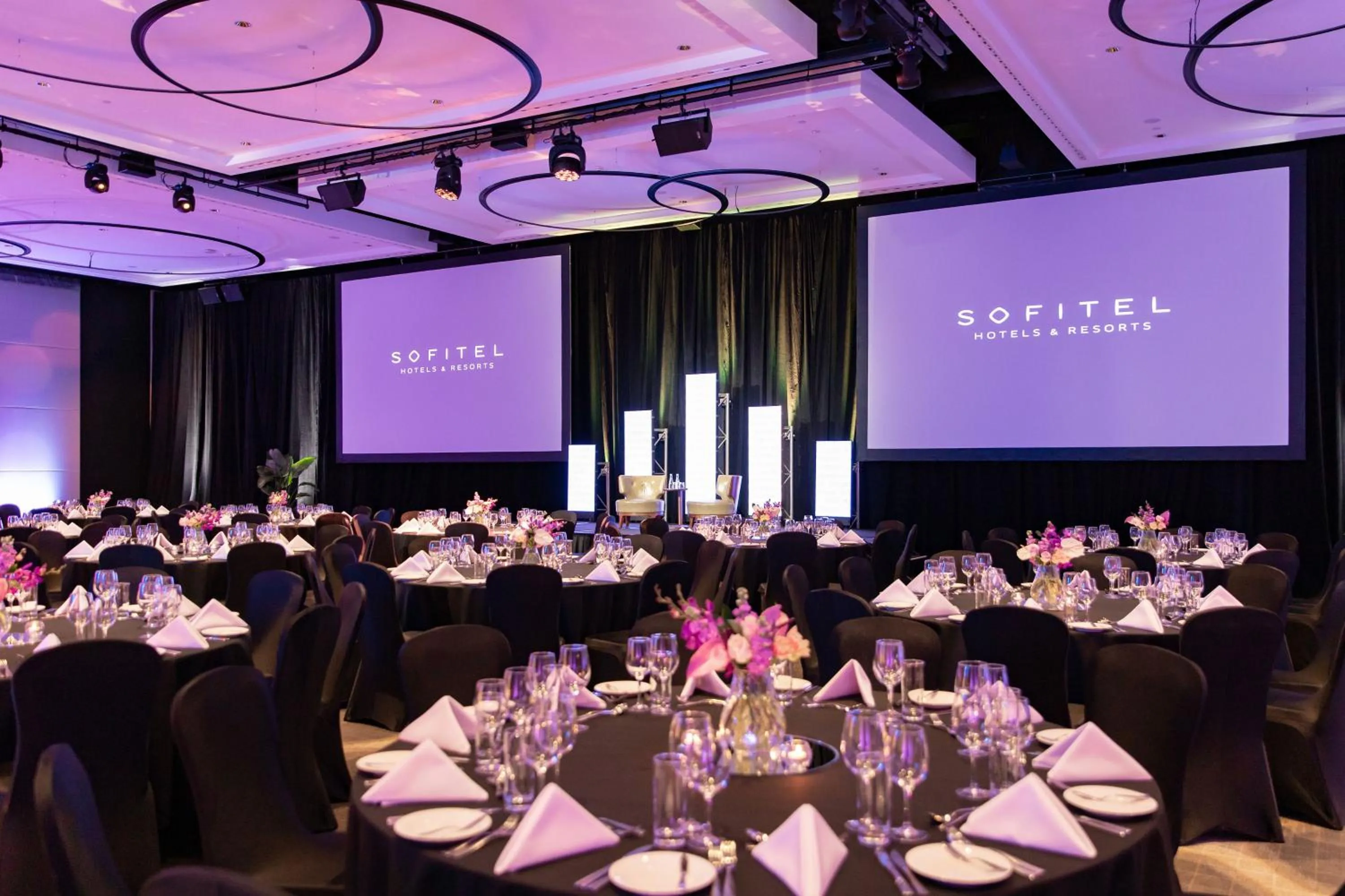 Business facilities in Sofitel Sydney Darling Harbour