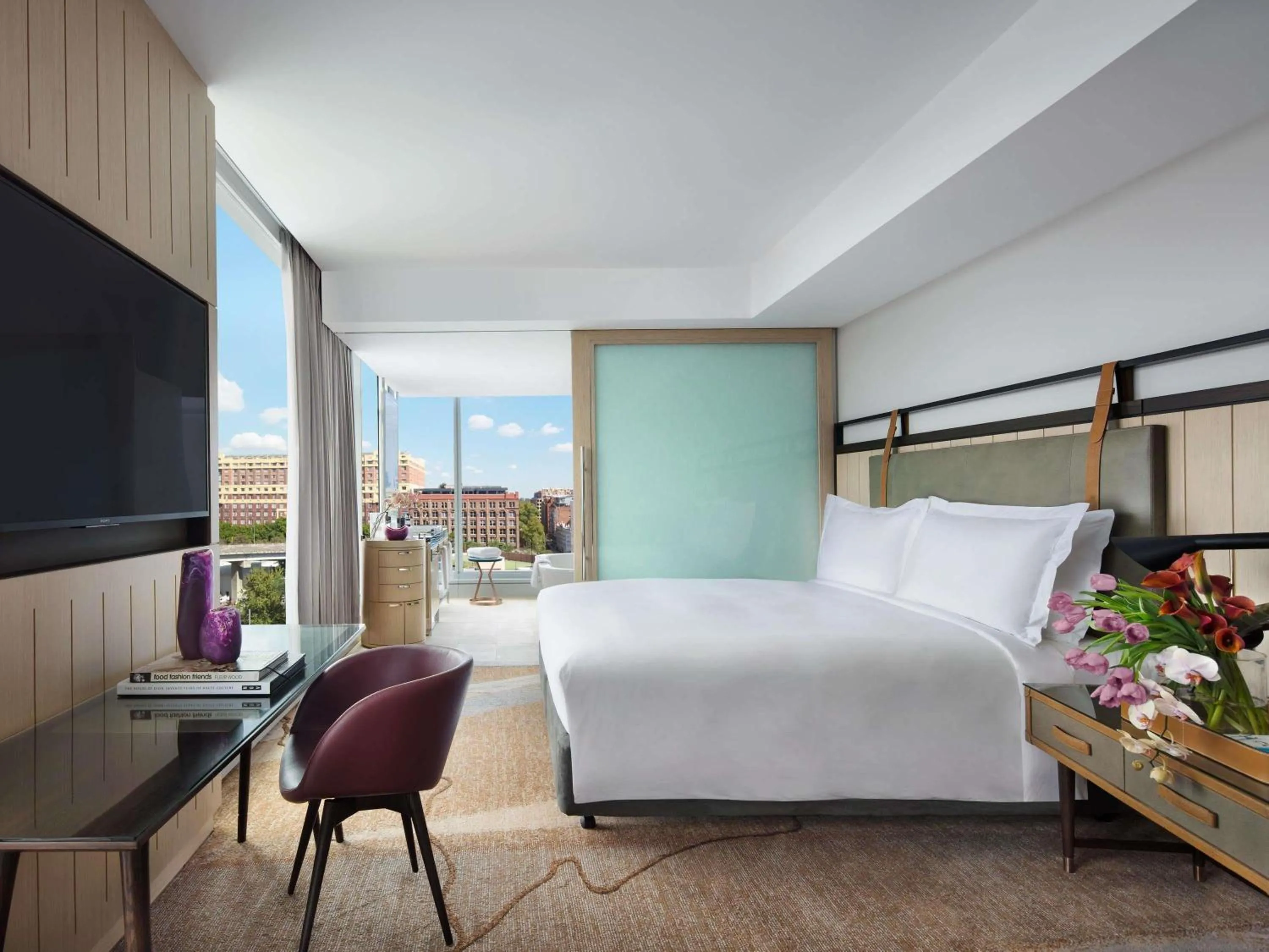 Bedroom, Bed in Sofitel Sydney Darling Harbour