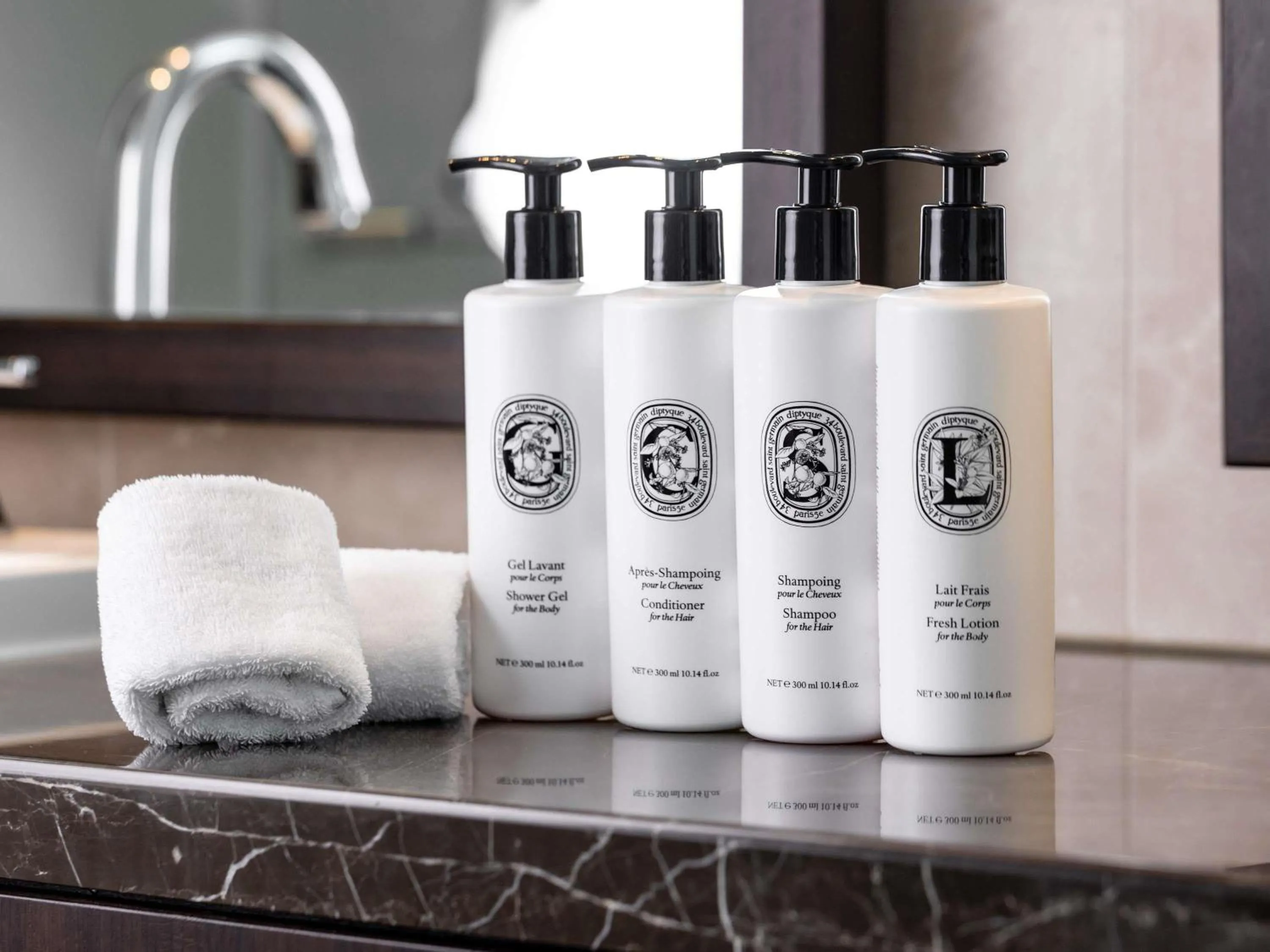 Bedroom in Sofitel Sydney Darling Harbour