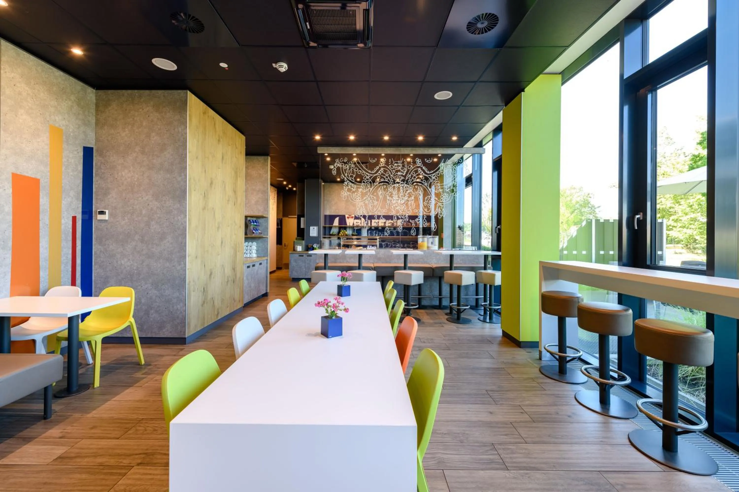 Restaurant/places to eat in ibis budget Muenchen City Olympiapark