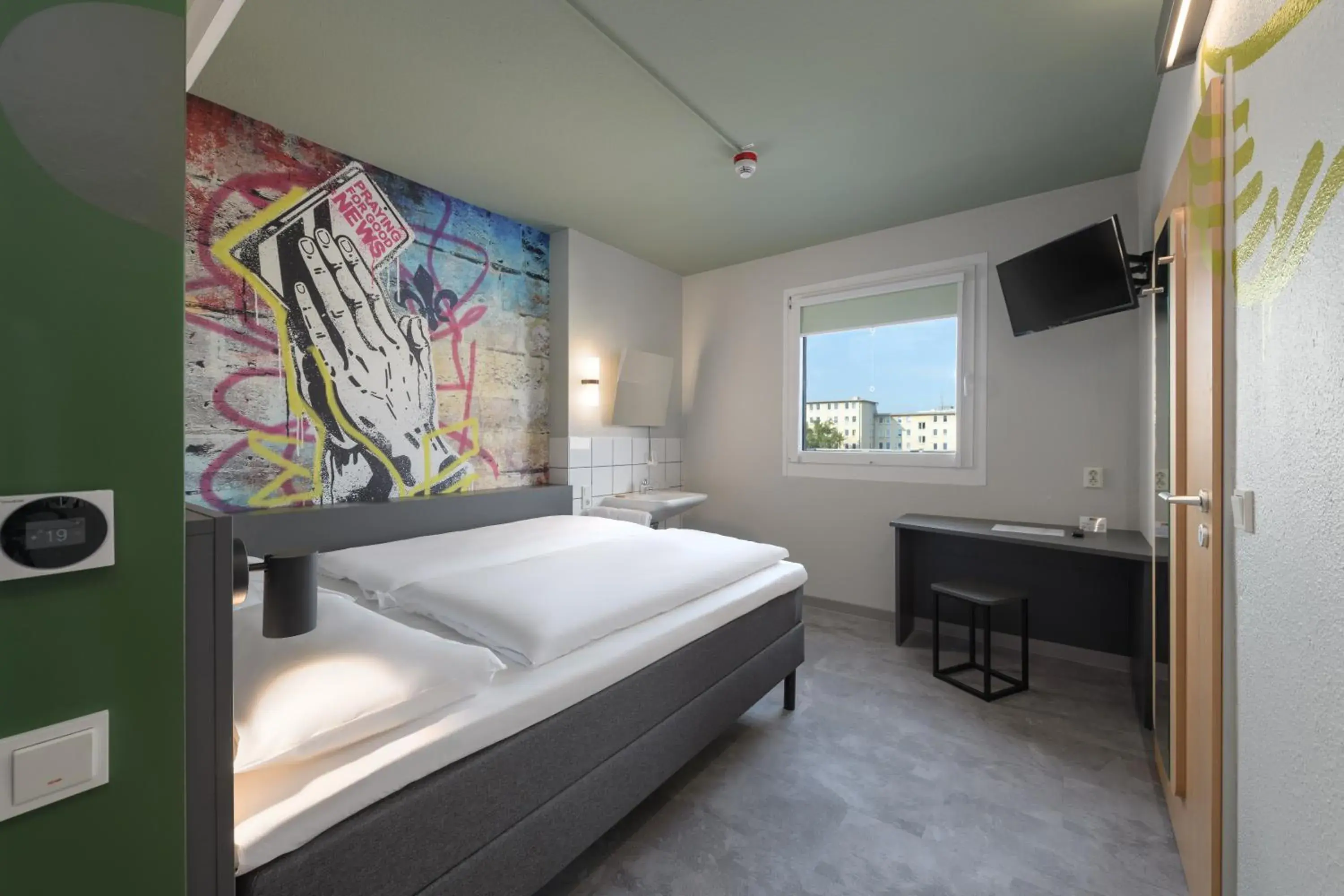 Double Room - Disability Access in Felix Hotel Darmstadt Double Room - Disability Access in Felix Hotel Darmstadt