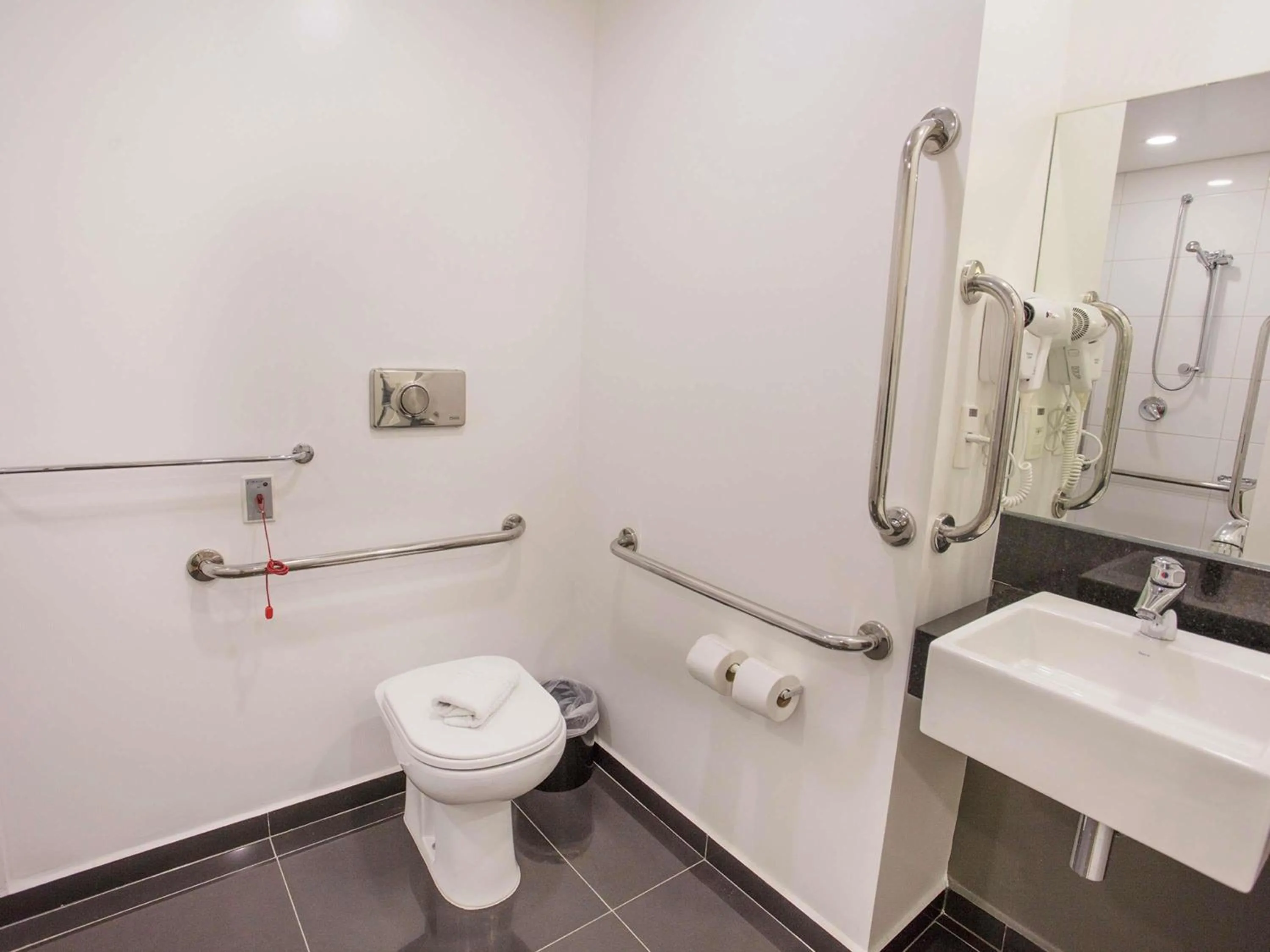 Bedroom in ibis Styles Taubate