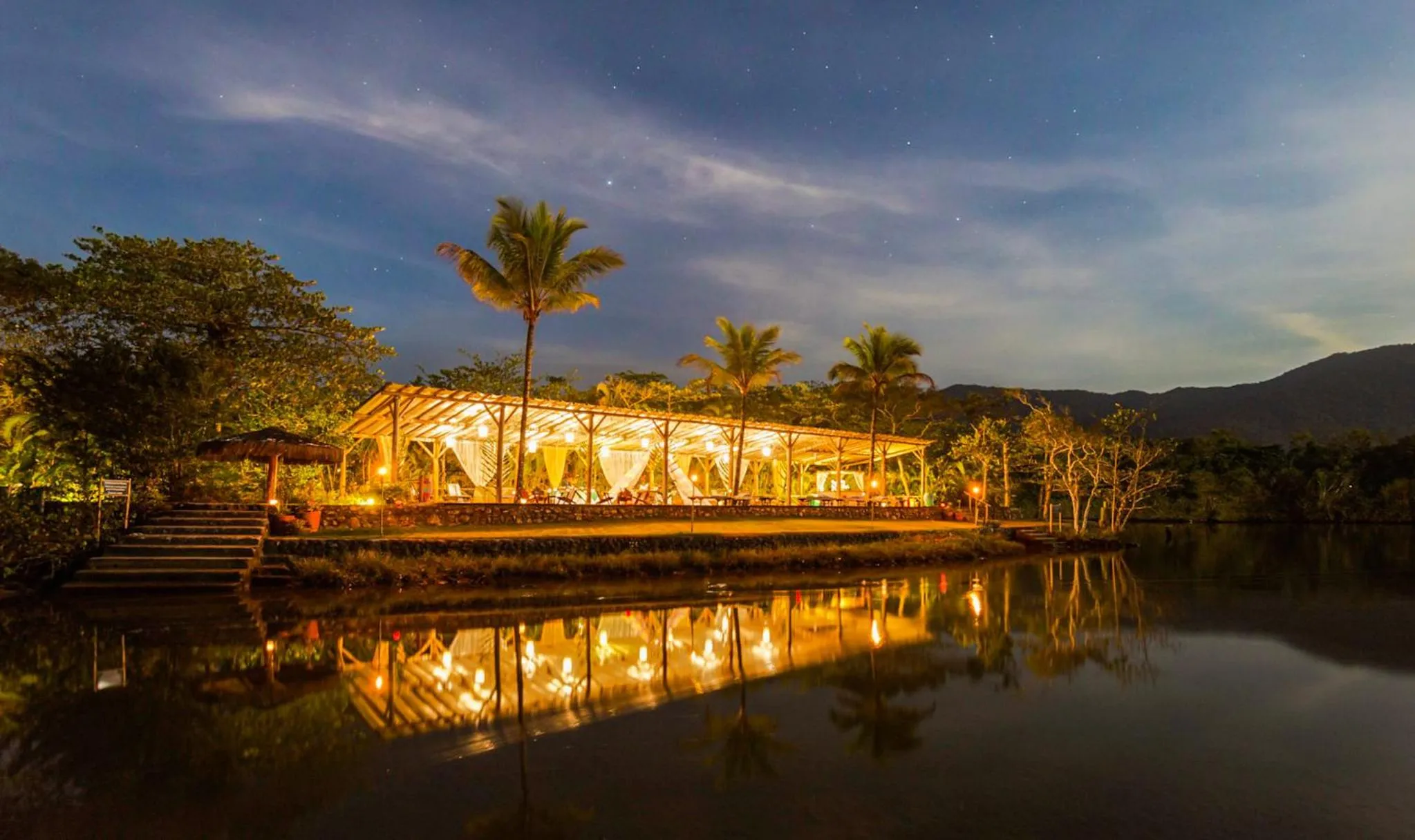 Lounge or bar in Itamambuca Eco Resort