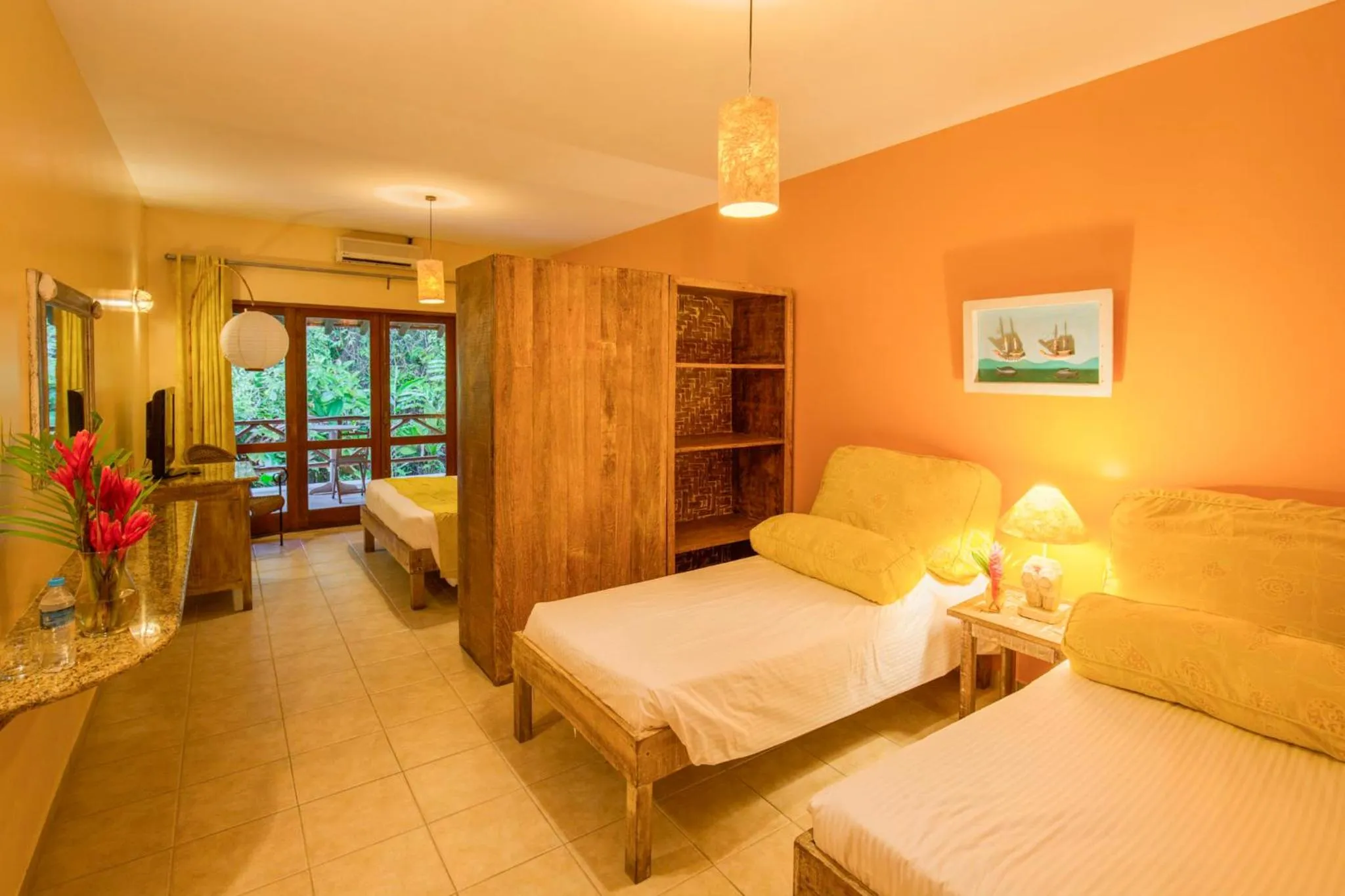 Photo of the whole room, Bed in Itamambuca Eco Resort