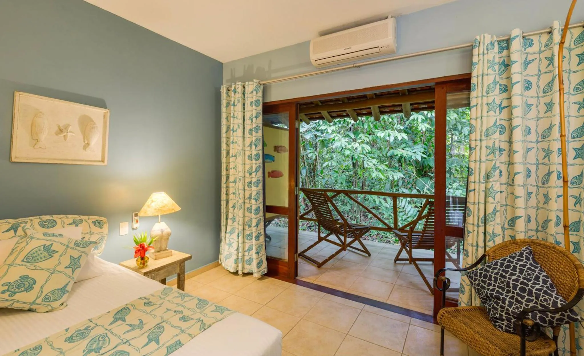 Photo of the whole room, Bed in Itamambuca Eco Resort