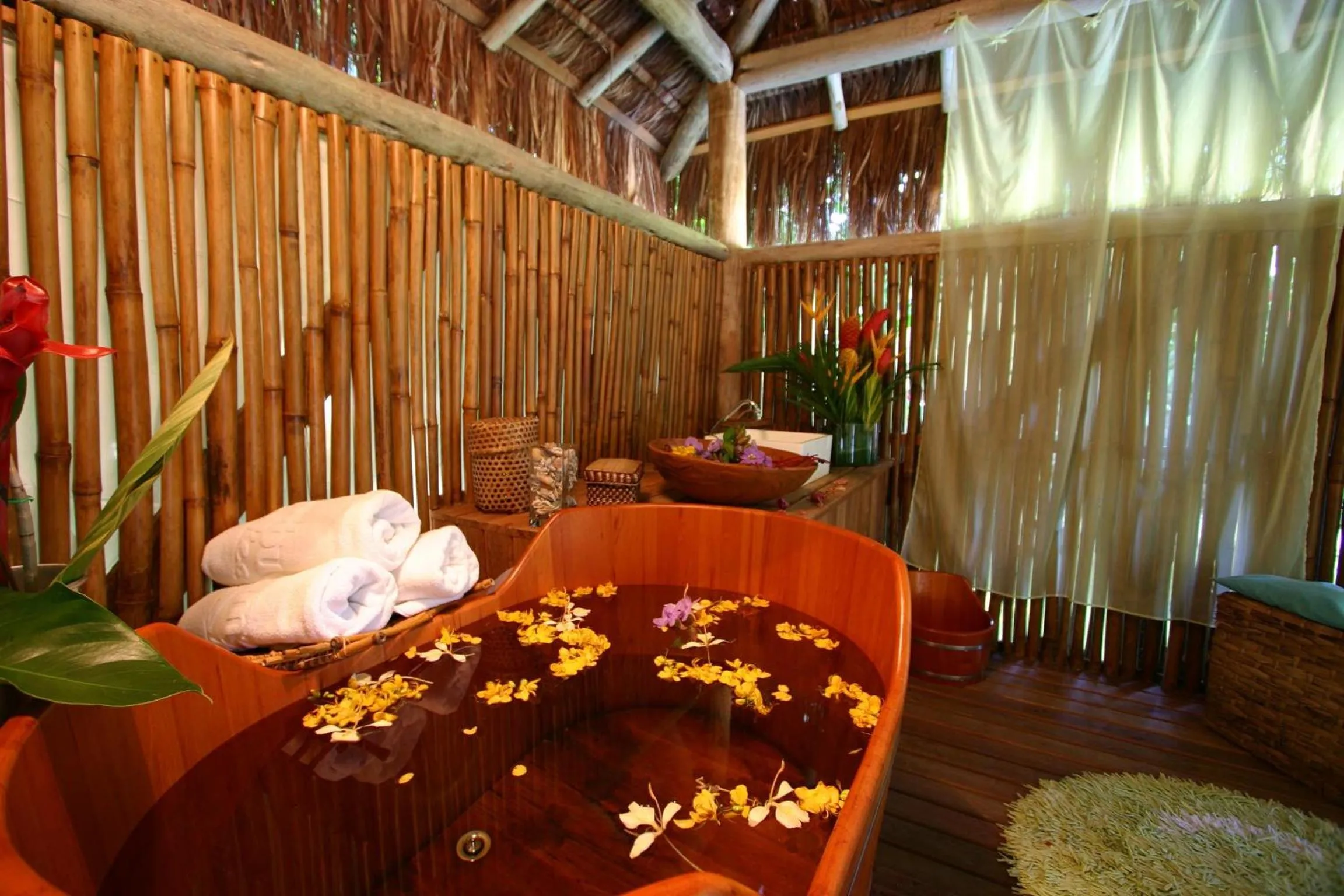 Massage in Itamambuca Eco Resort