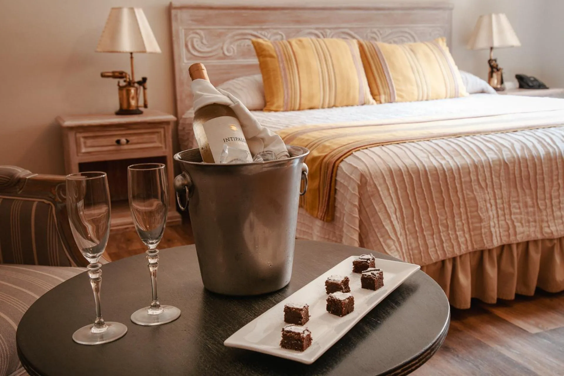 Bedroom, Bed in Hotel Antigua Miraflores