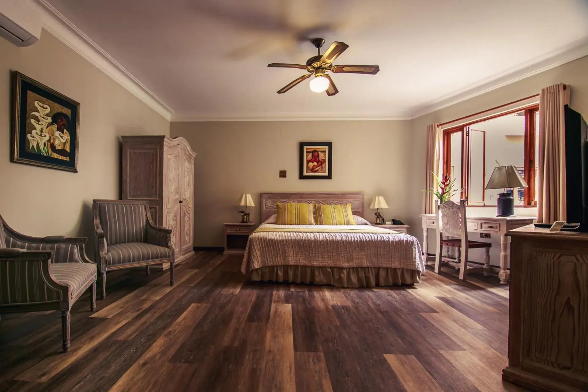 Bedroom, Bed in Hotel Antigua Miraflores Bedroom, Bed in Hotel Antigua Miraflores